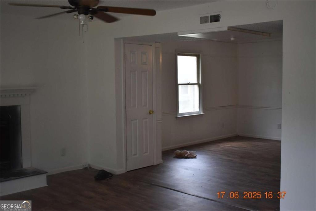 4403 Azalea Drive Property Photo 3
