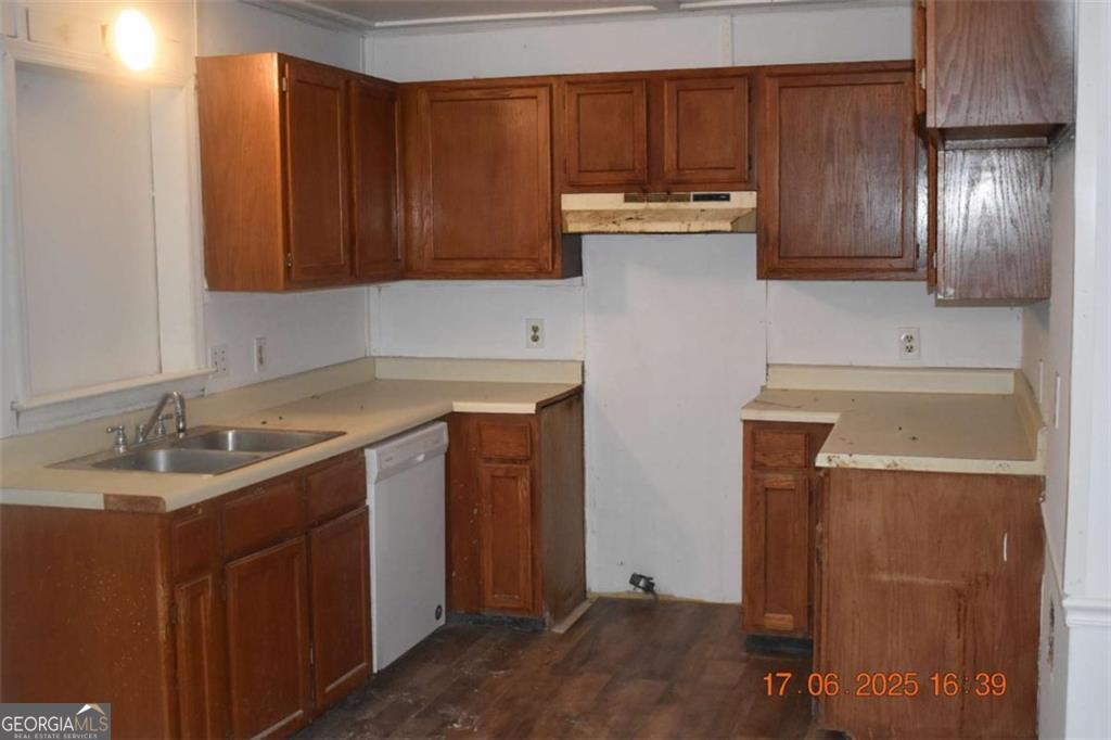 4403 Azalea Drive Property Photo 4