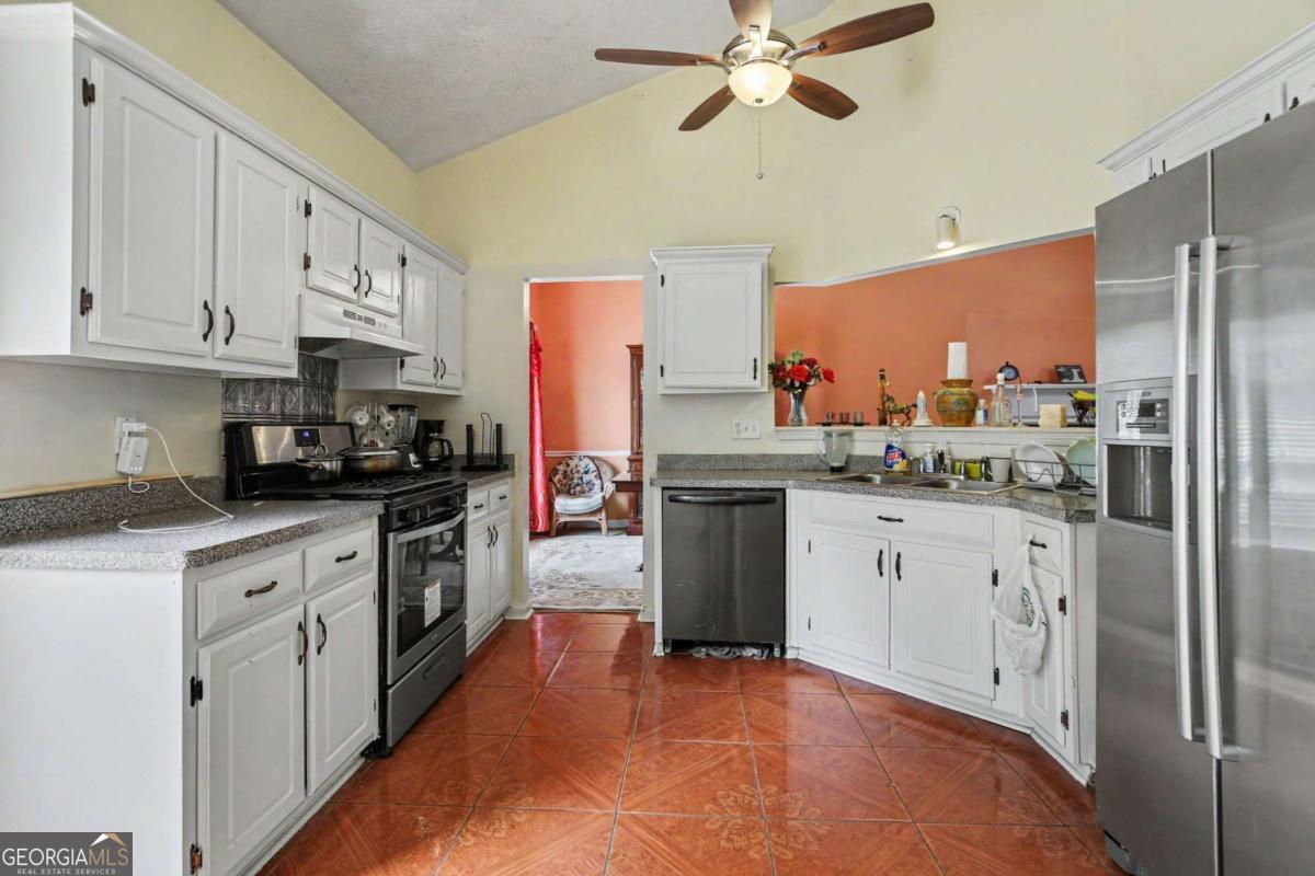 10617 Barberry Drive Property Photo 12