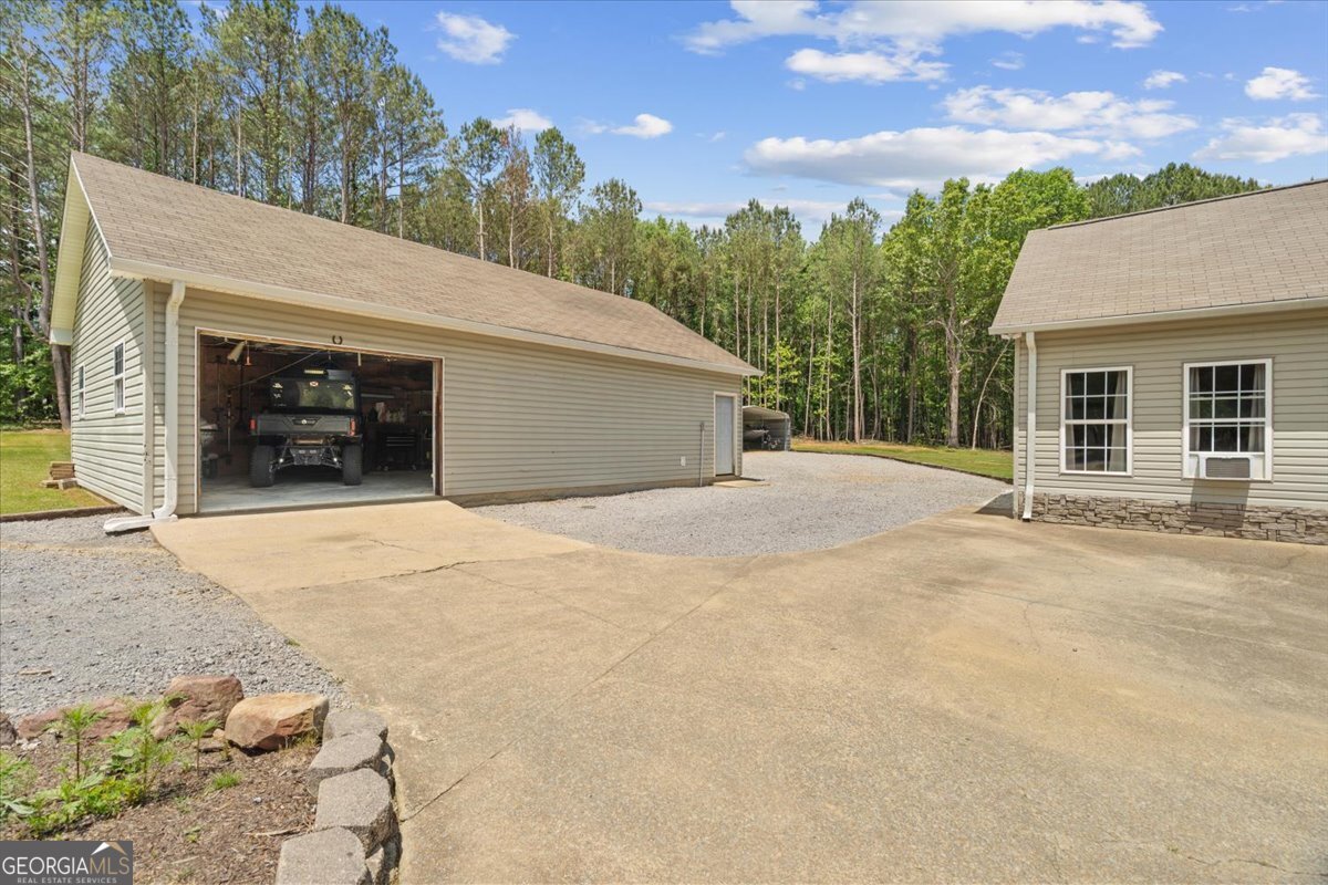 90 Sunset Drive Property Photo 10