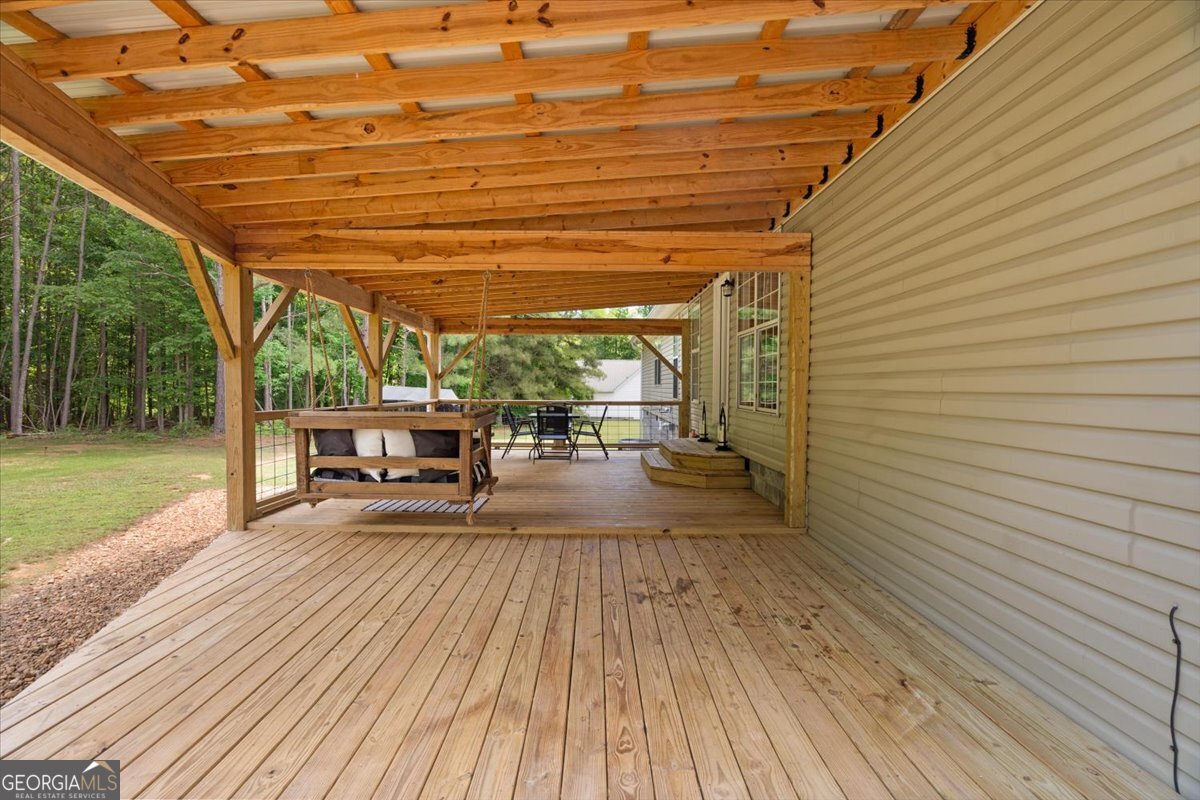 90 Sunset Drive Property Photo 17