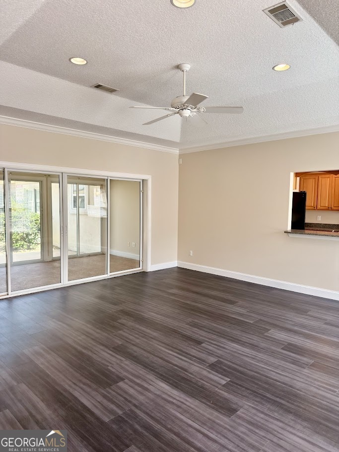 35 Coastal Walk Property Photo 2