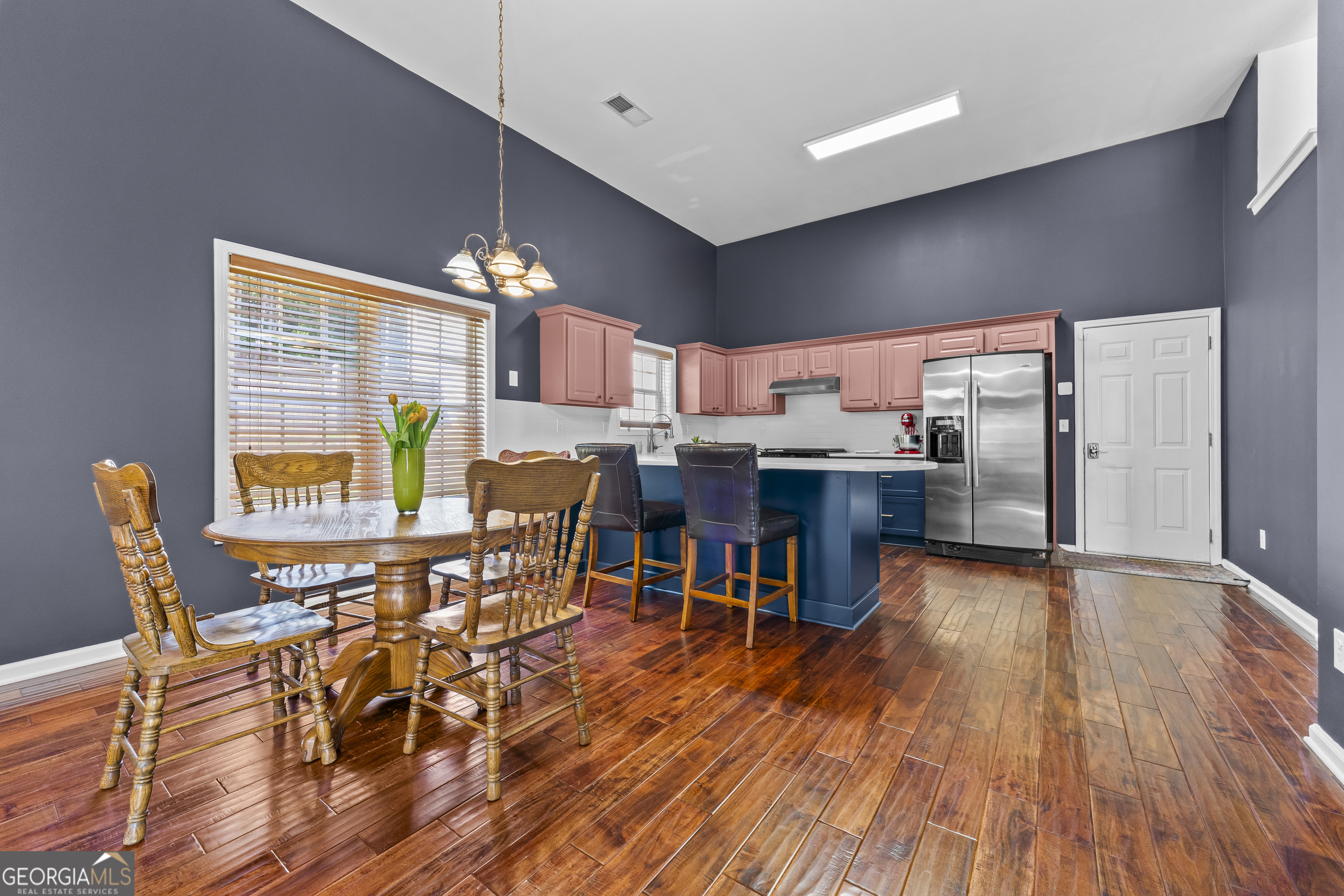 935 Waldwick Drive Property Photo 12