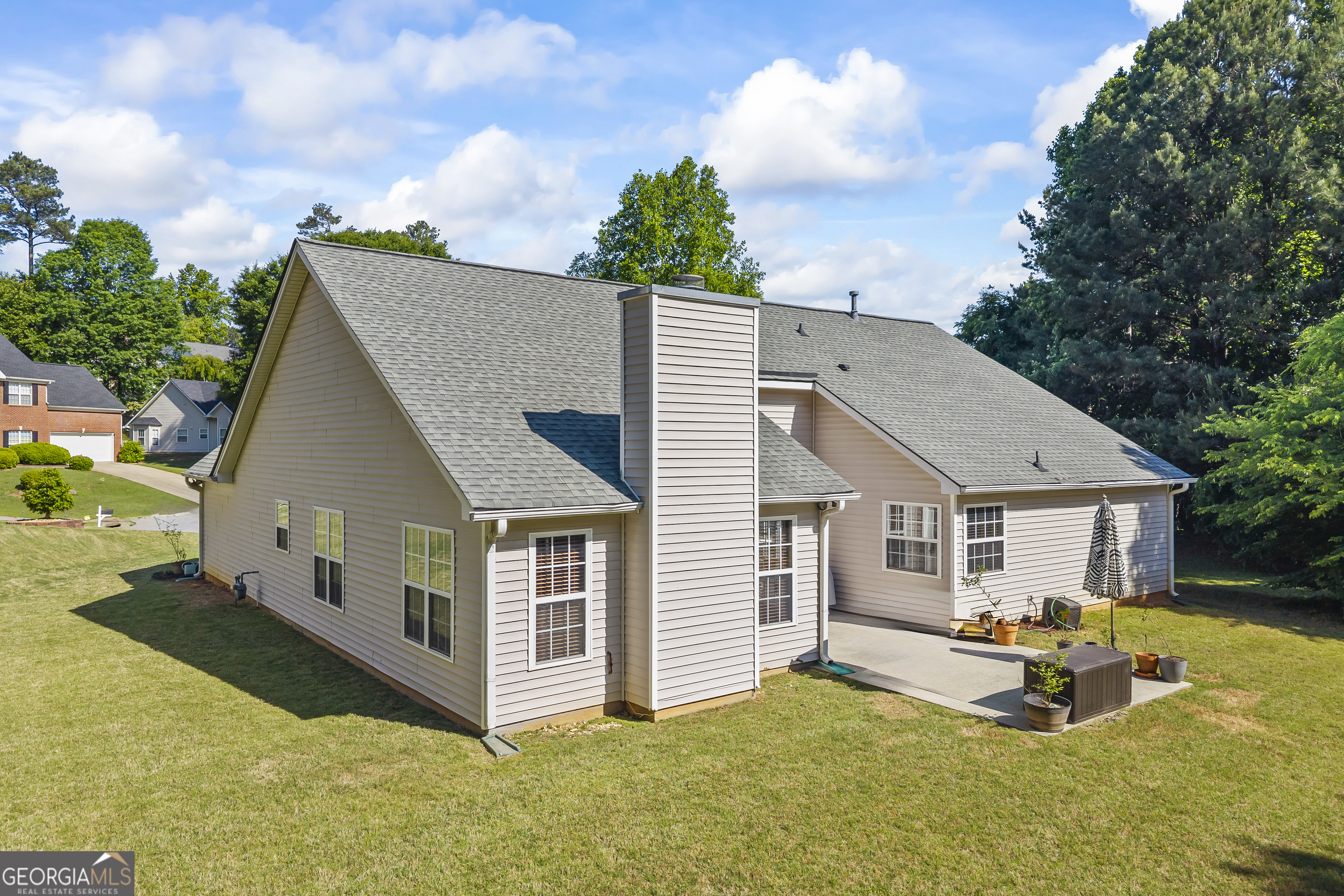 935 Waldwick Drive Property Photo 36