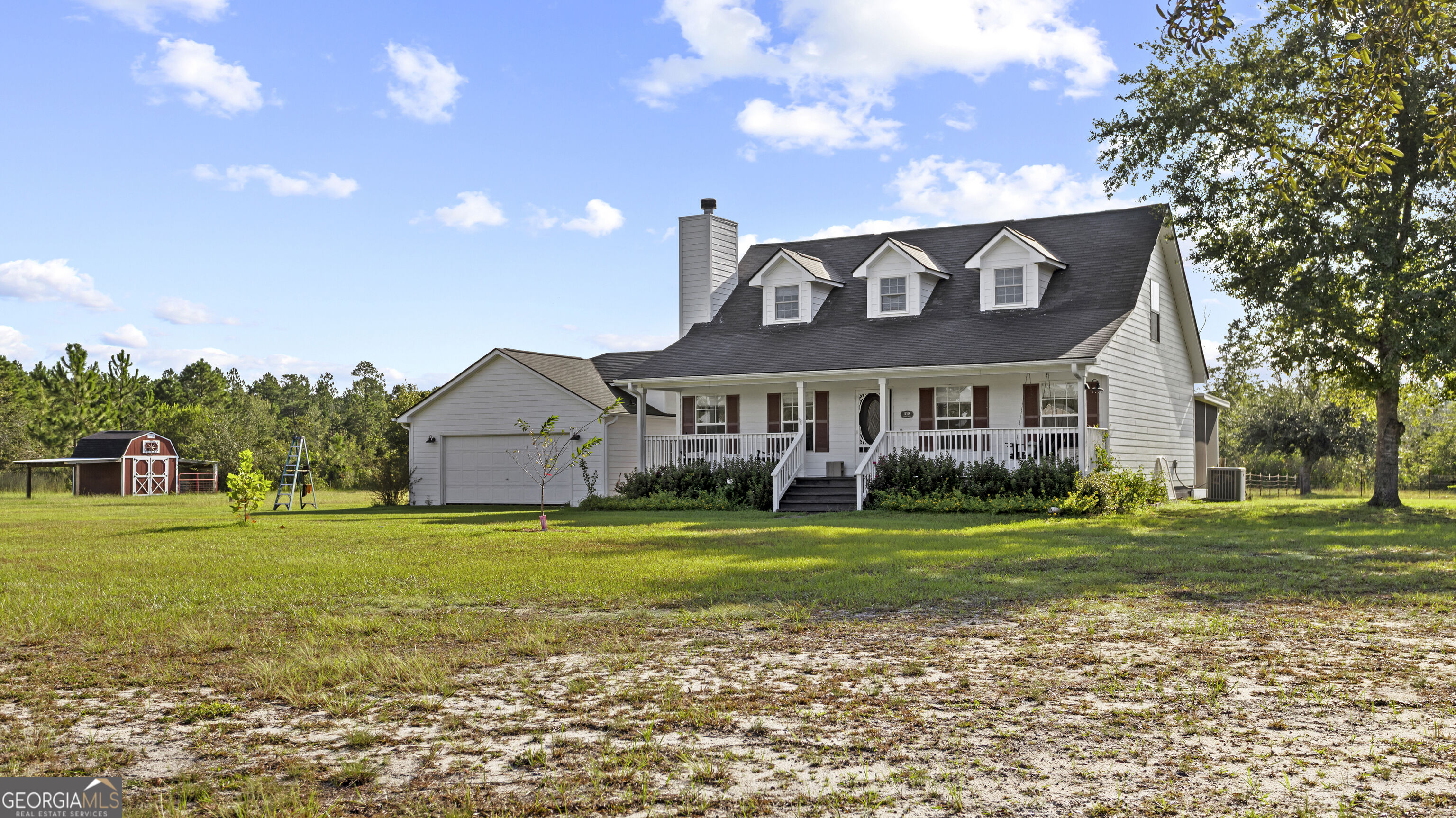 315 Jeanies Road Property Photo 1