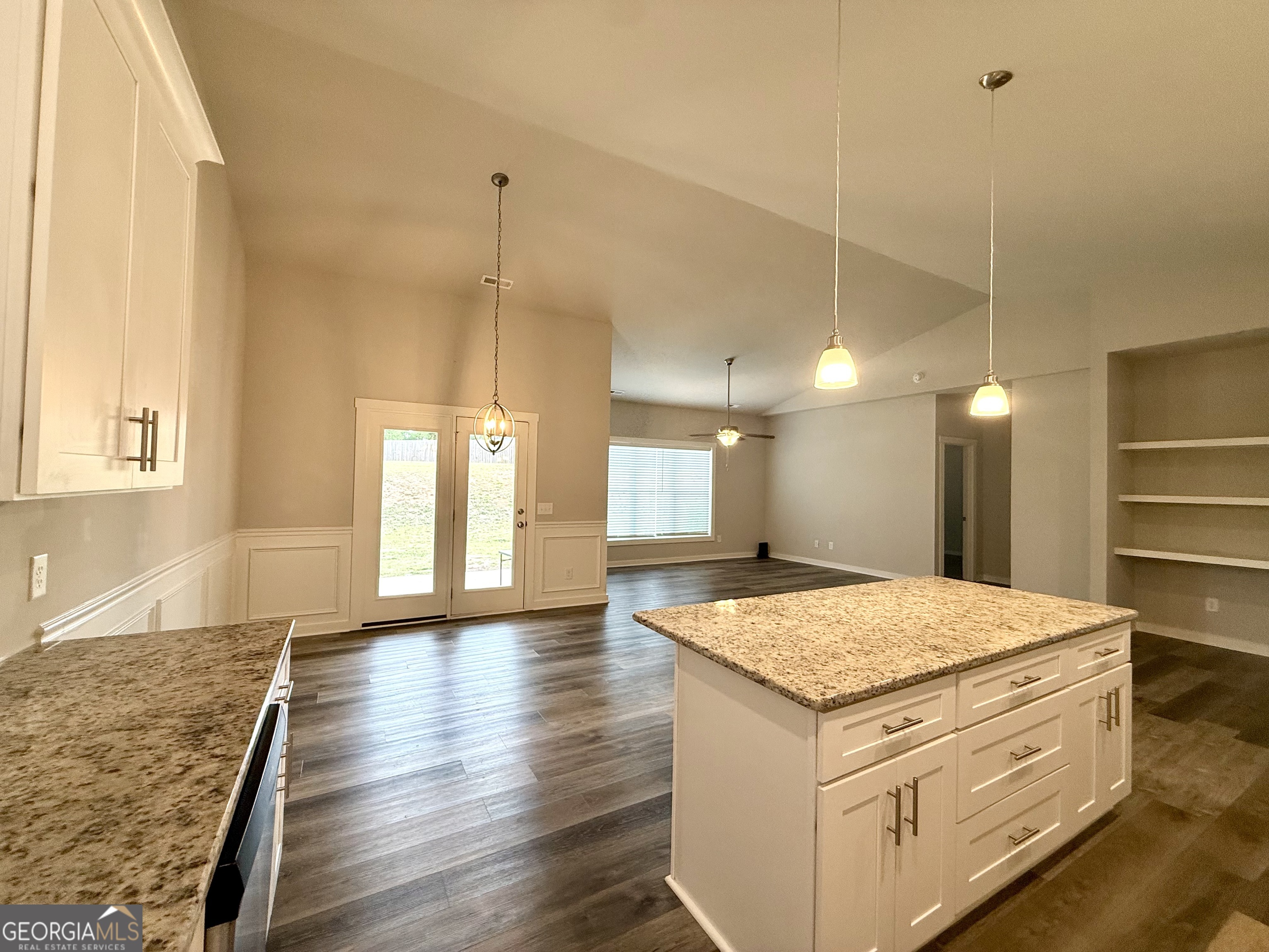 308 N Point Circle Property Photo 10