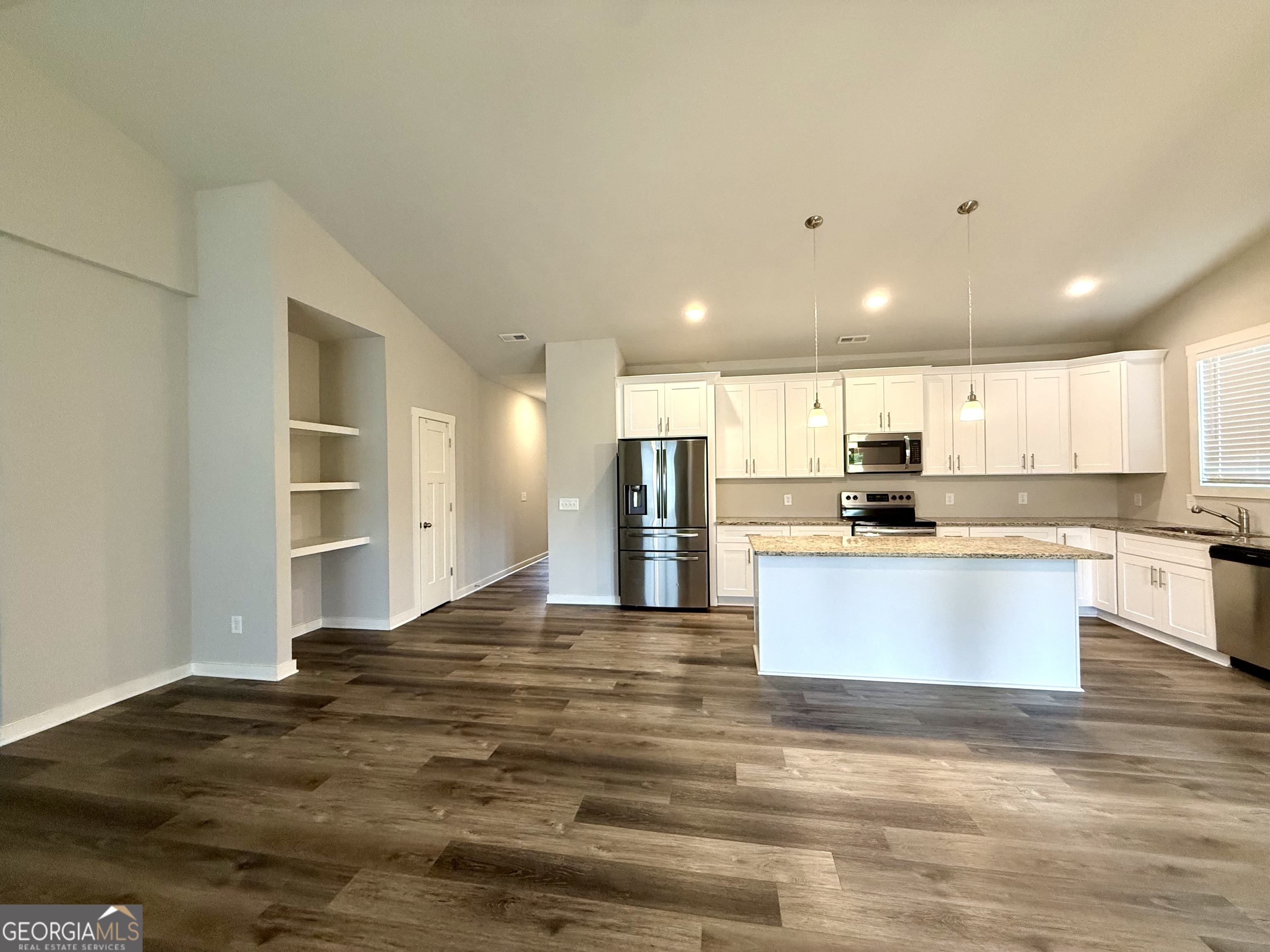 308 N Point Circle Property Photo 13