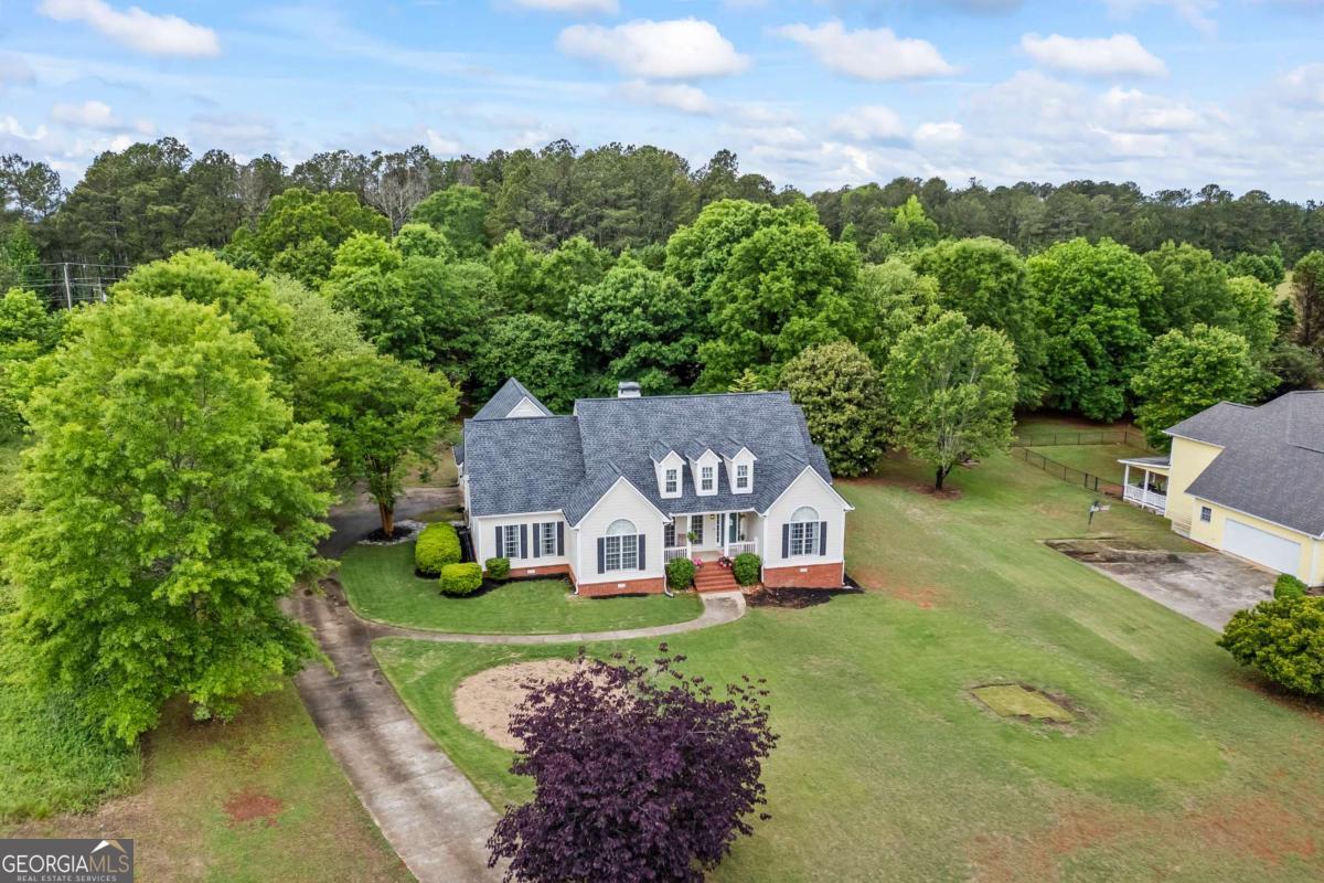 1080 Lakeside Court Property Photo 17