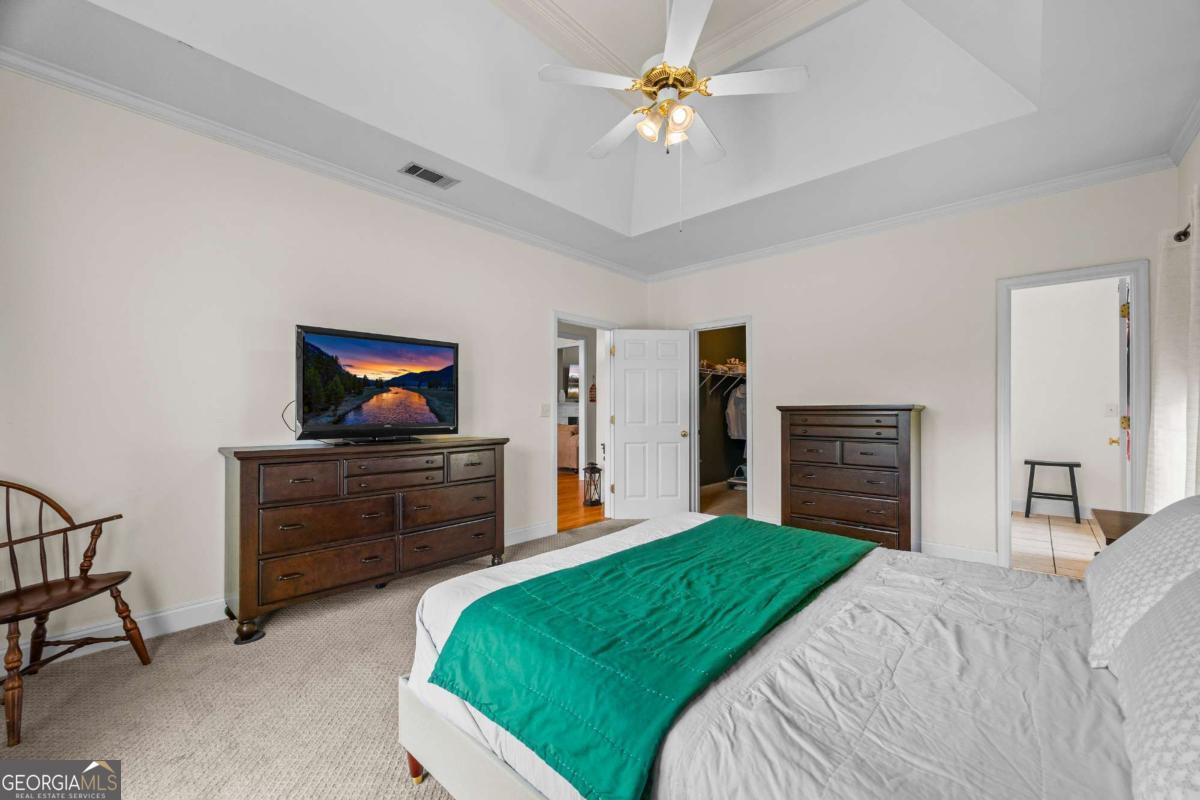 1080 Lakeside Court Property Photo 30