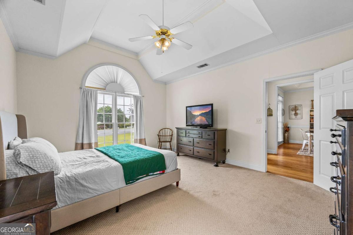 1080 Lakeside Court Property Photo 31