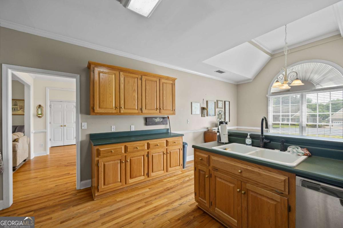1080 Lakeside Court Property Photo 49