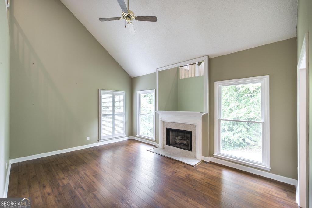 912 Lundy Terrace Property Photo 3