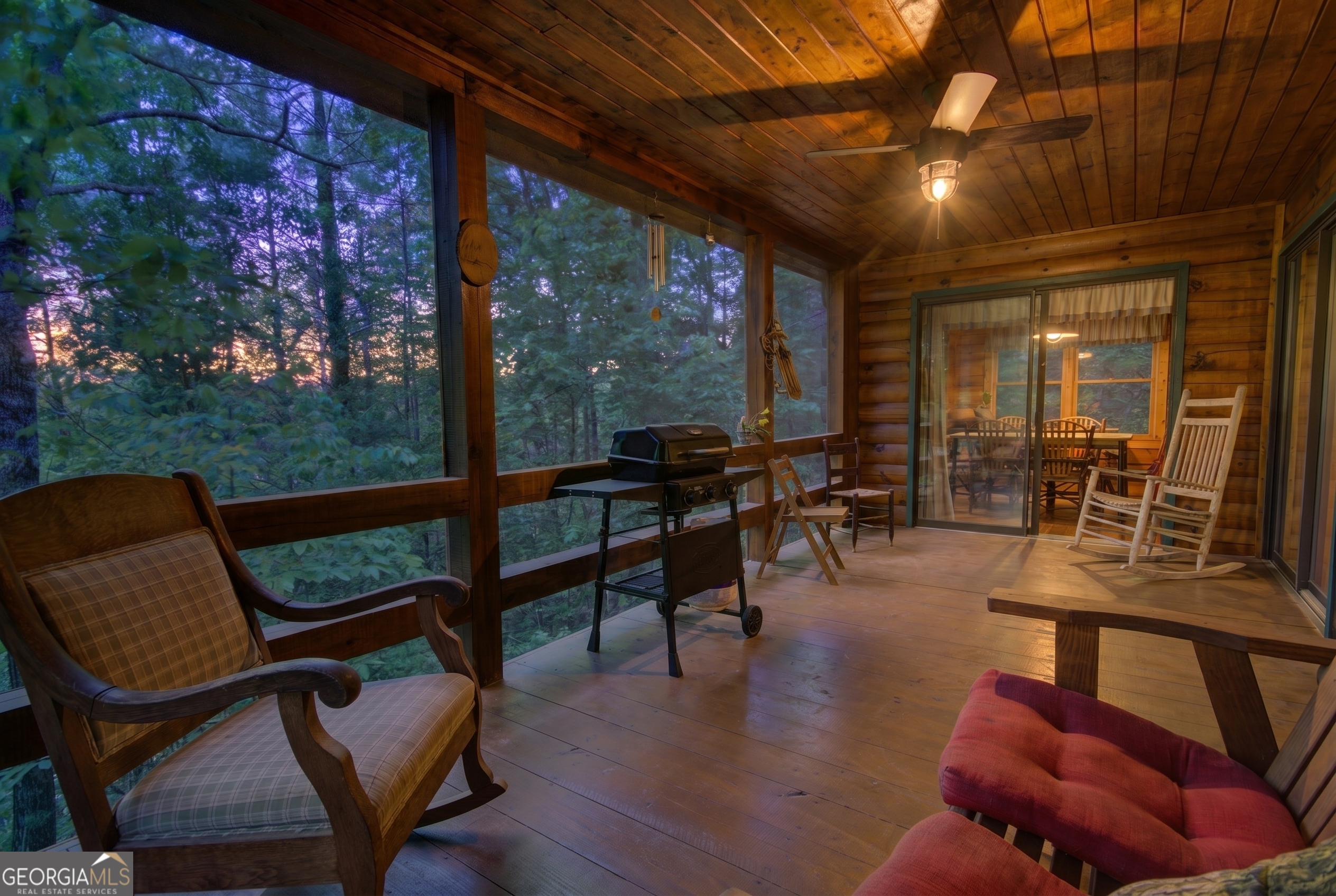 218 Bench Leg Road Property Photo 2