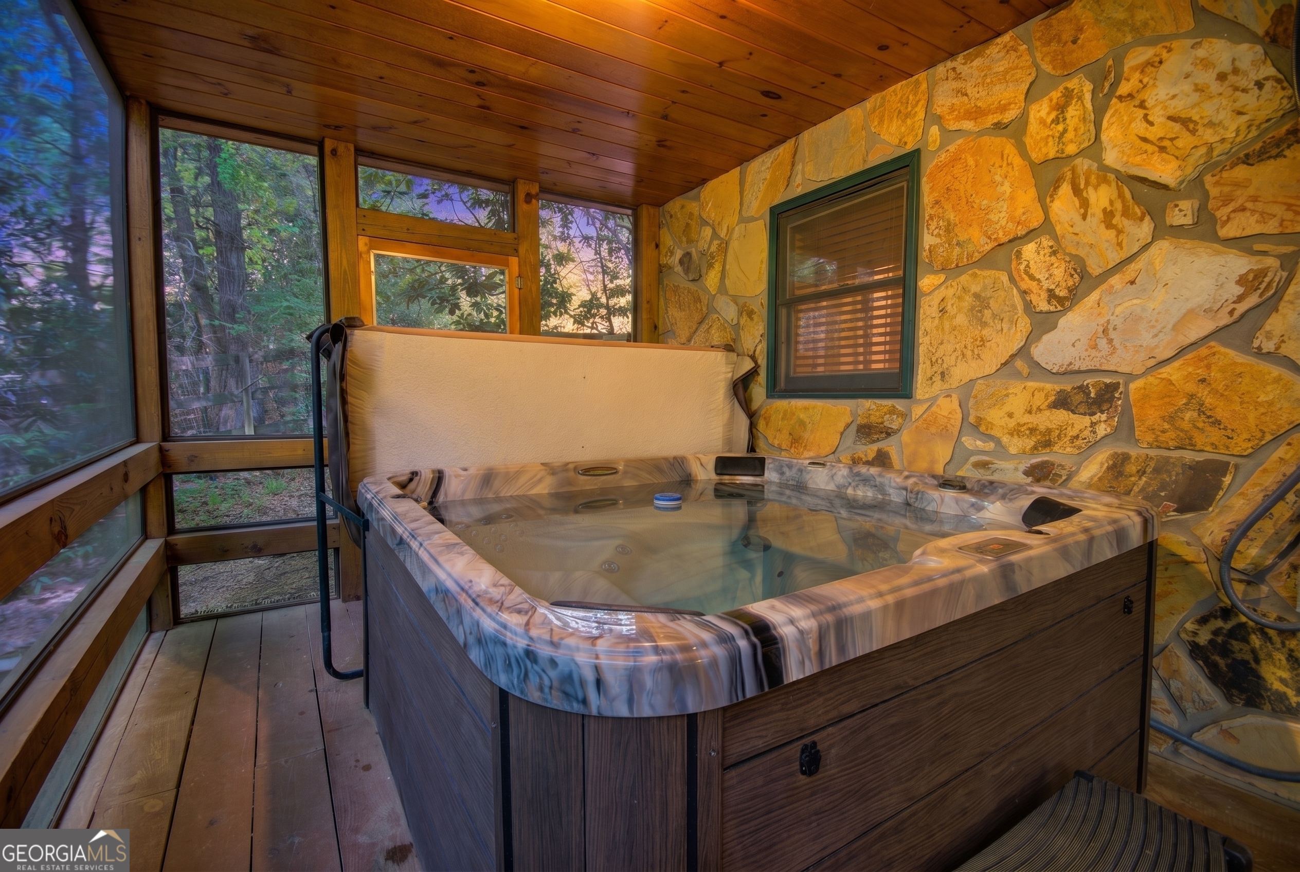 218 Bench Leg Road Property Photo 15