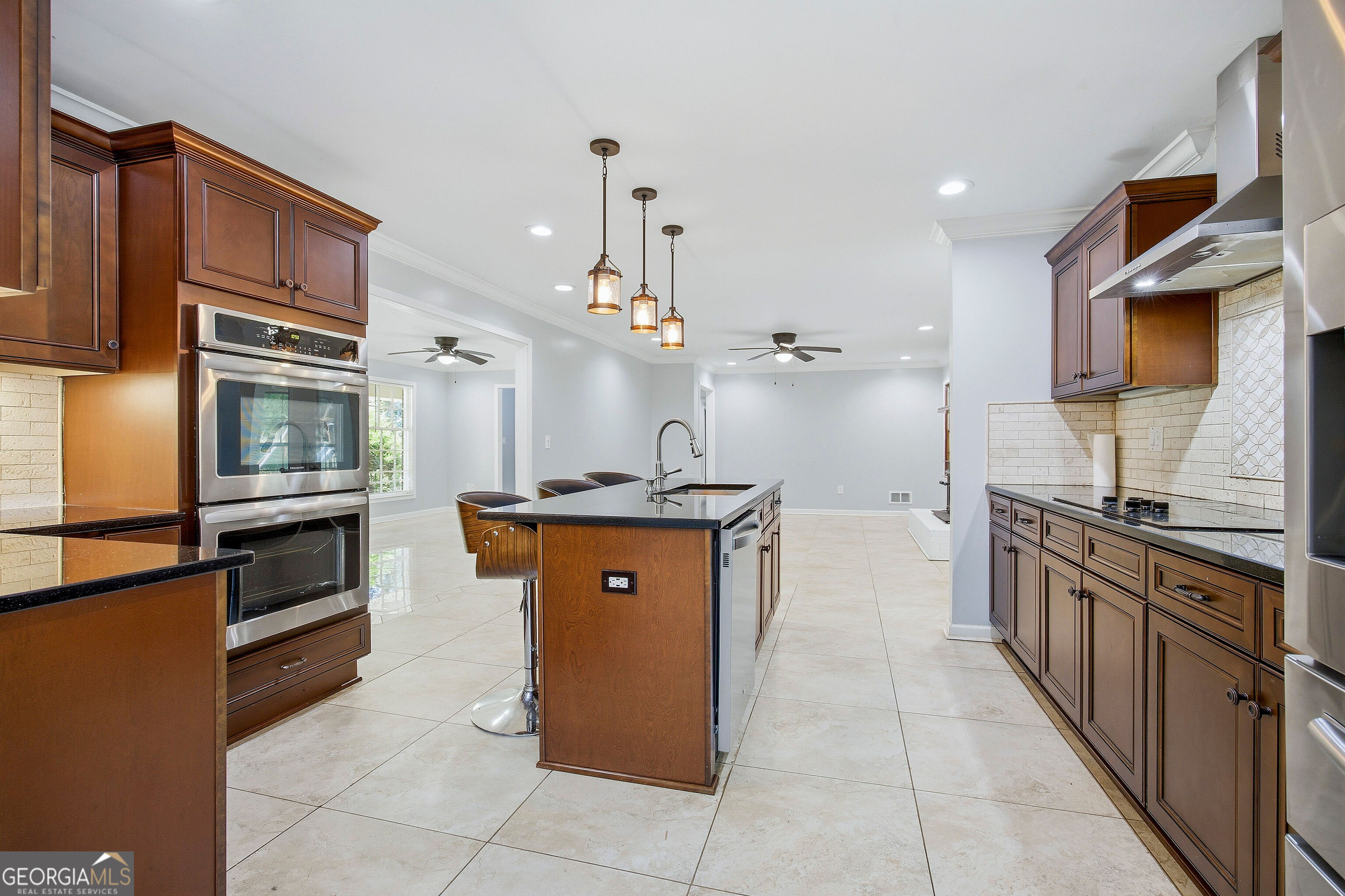 1761 Highway 16 E Property Photo 7