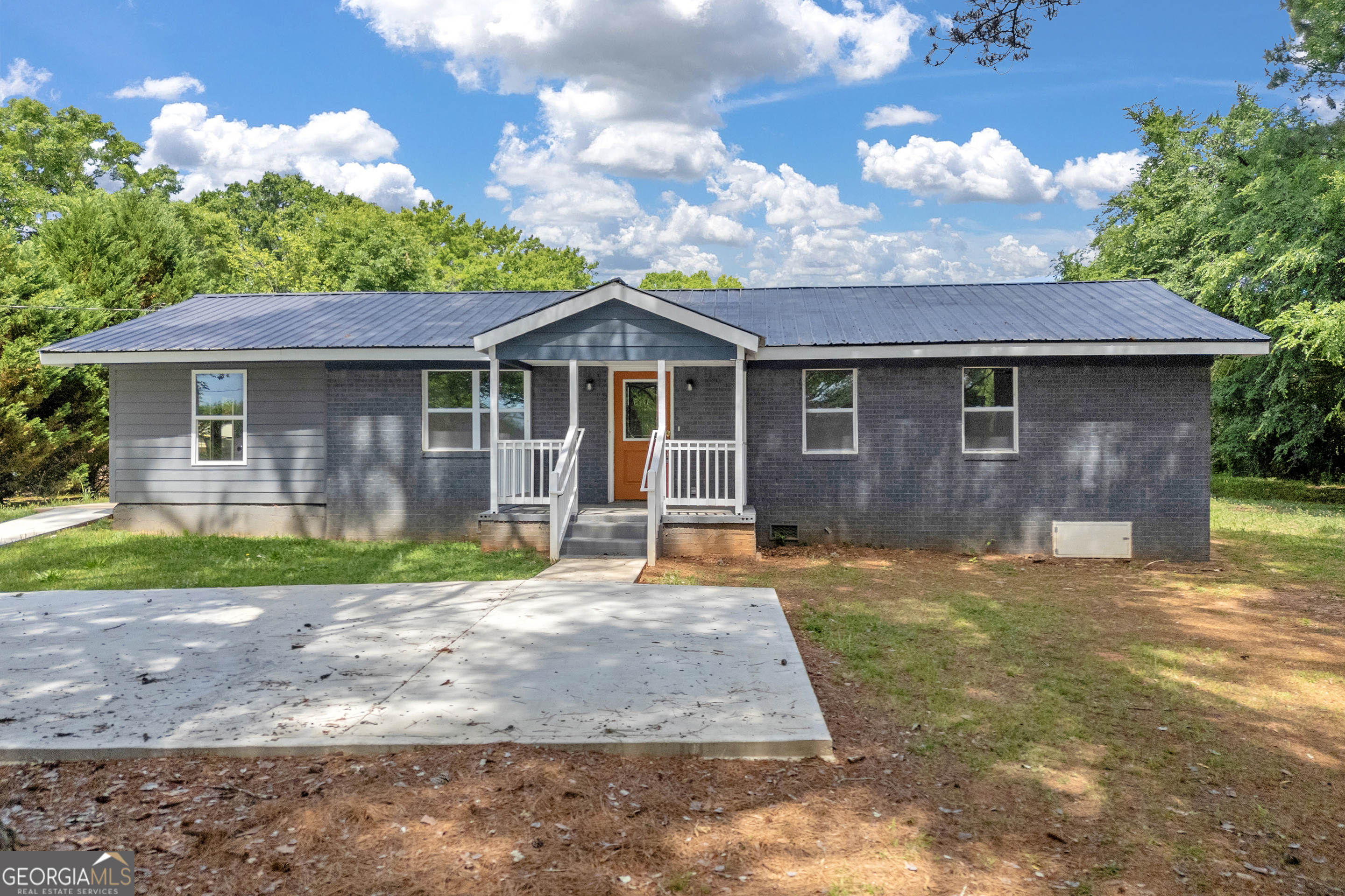 109 Reynolds Drive Property Photo 1