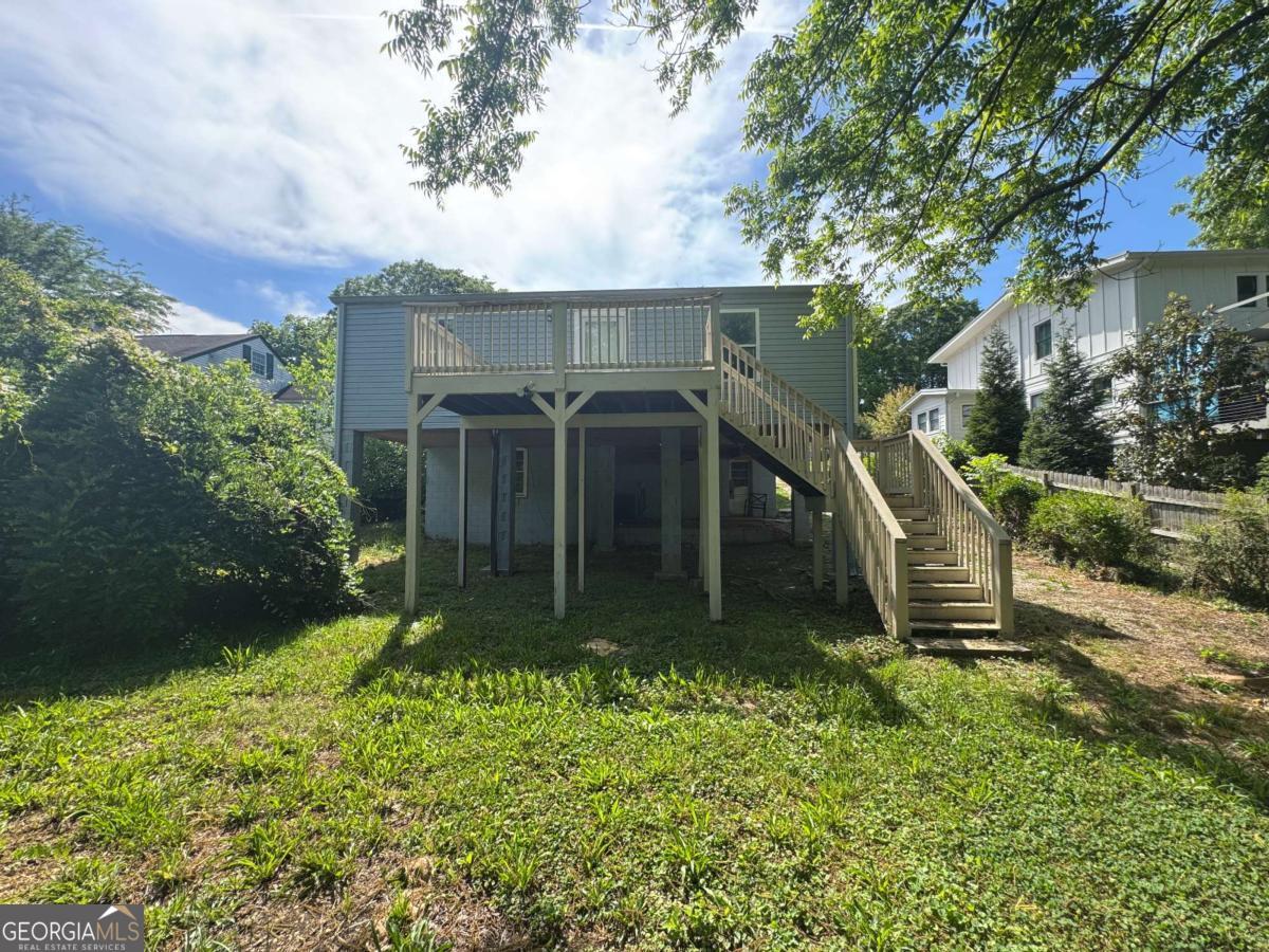 482 Maynard Terrace Se Property Photo 8