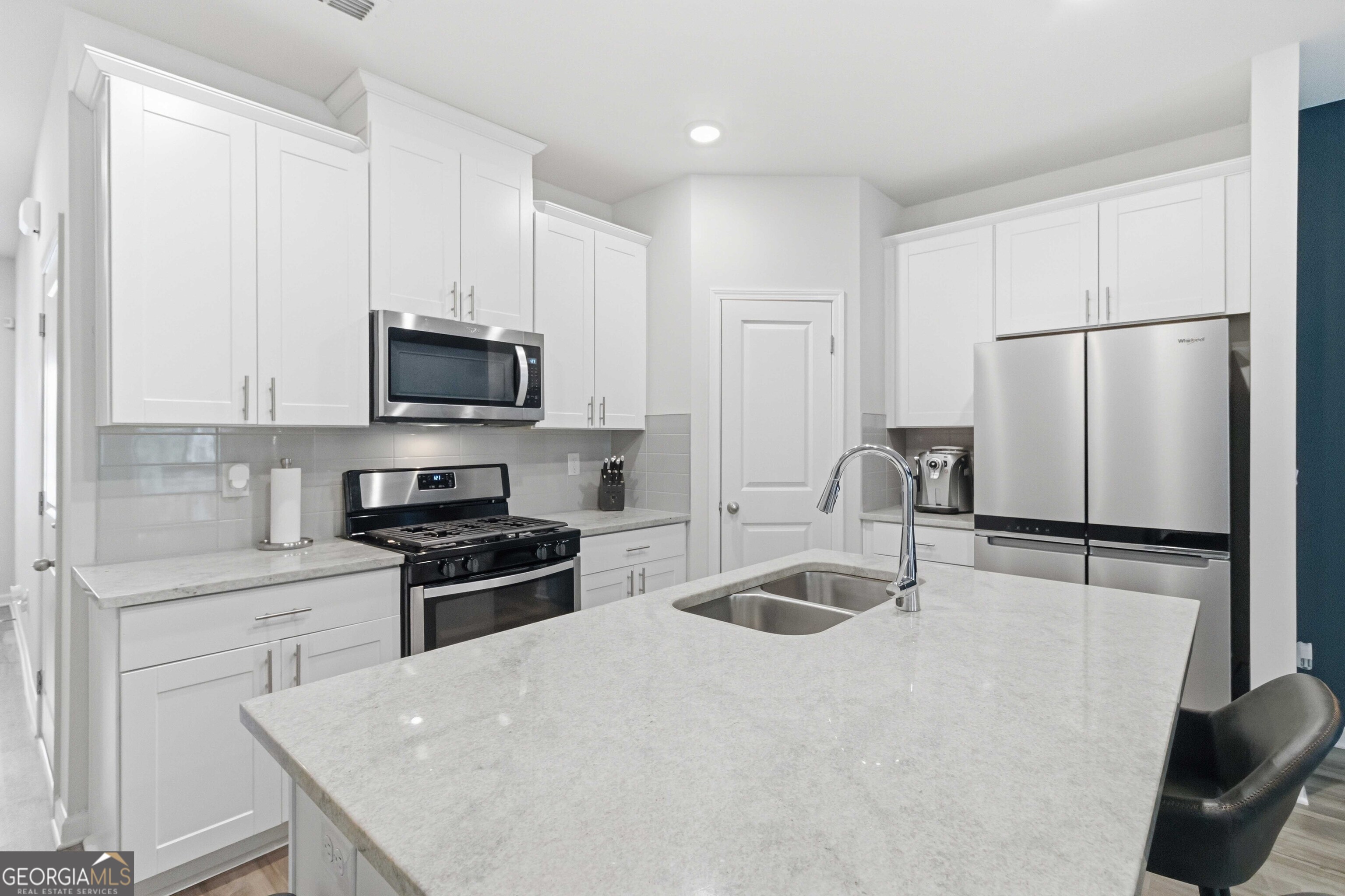 5321 Glade Park Drive Property Photo 10