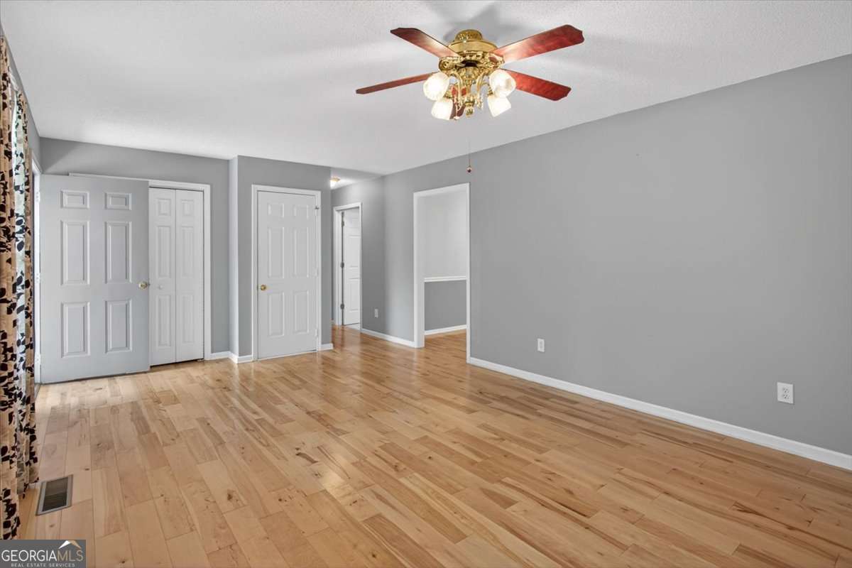 402 Deer Run Property Photo 14