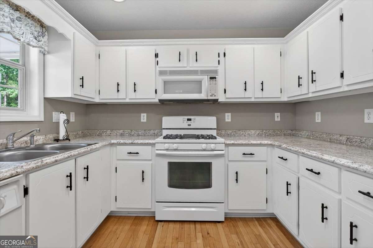 402 Deer Run Property Photo 19