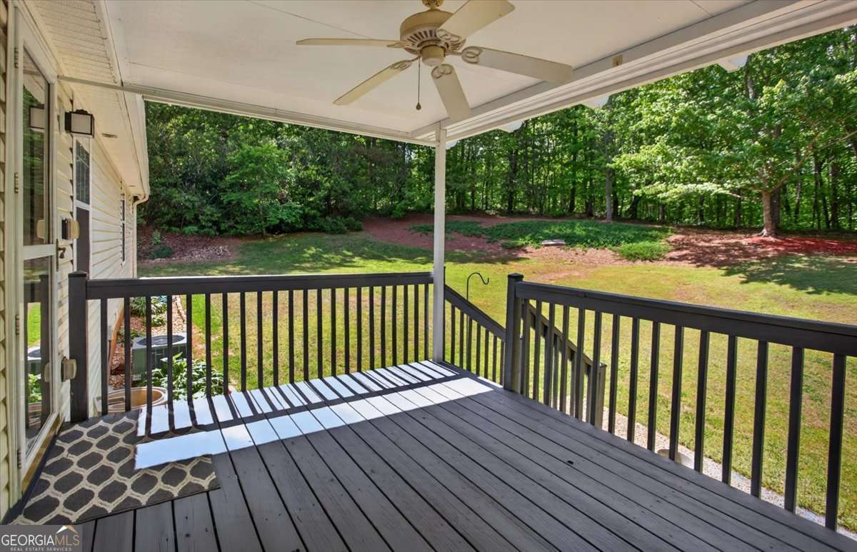 402 Deer Run Property Photo 38