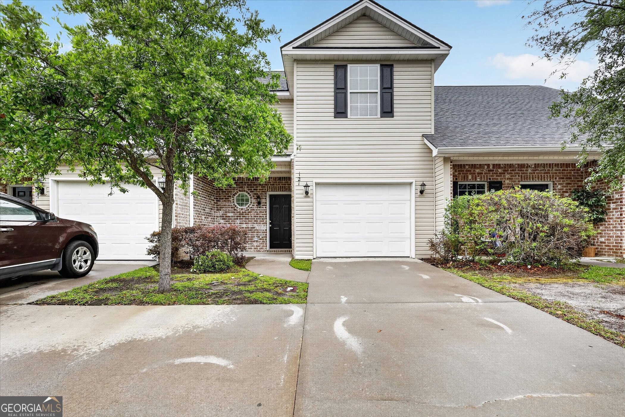 121 Barfield Way Property Photo 1