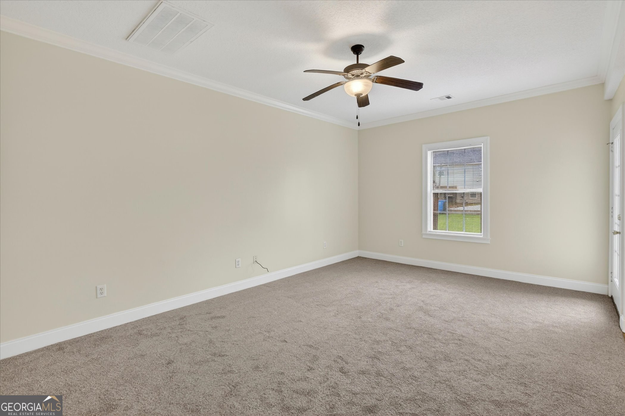 121 Barfield Way Property Photo 5