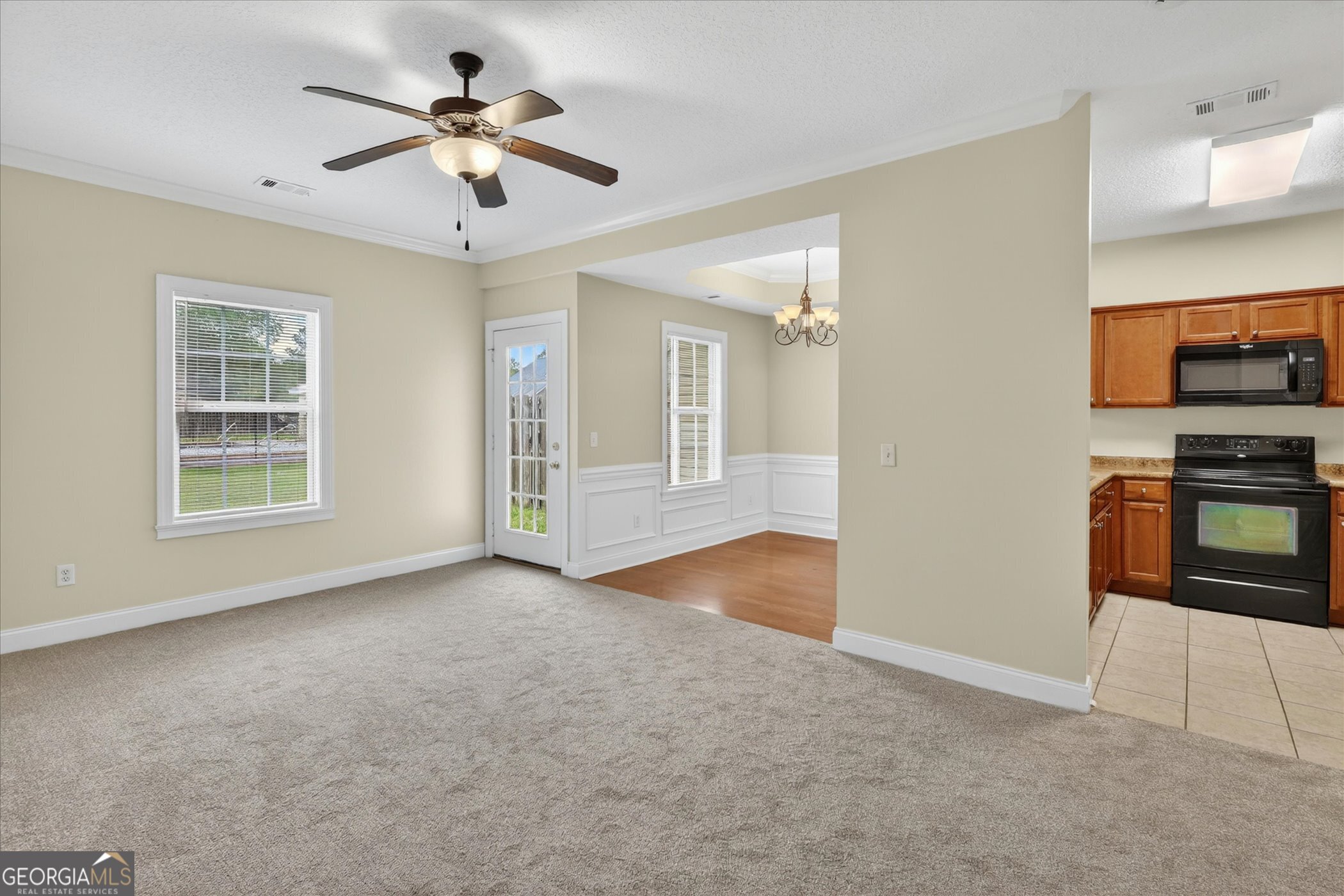 121 Barfield Way Property Photo 7