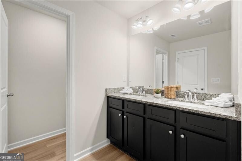 990 Elwood Street Property Photo 18