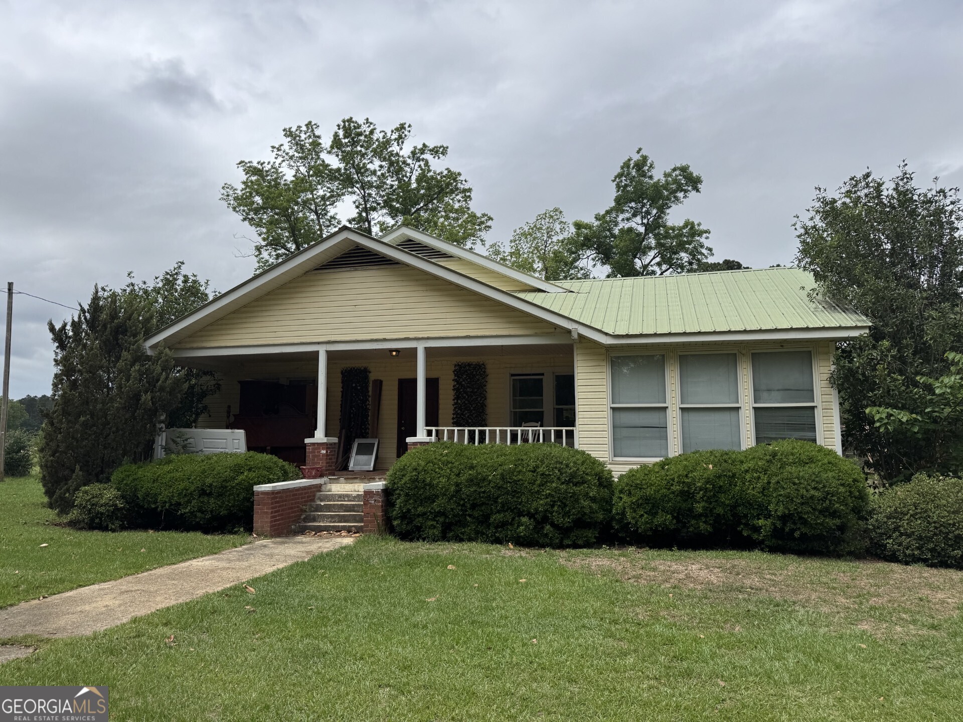721 Jackie Hart Road Property Photo 1