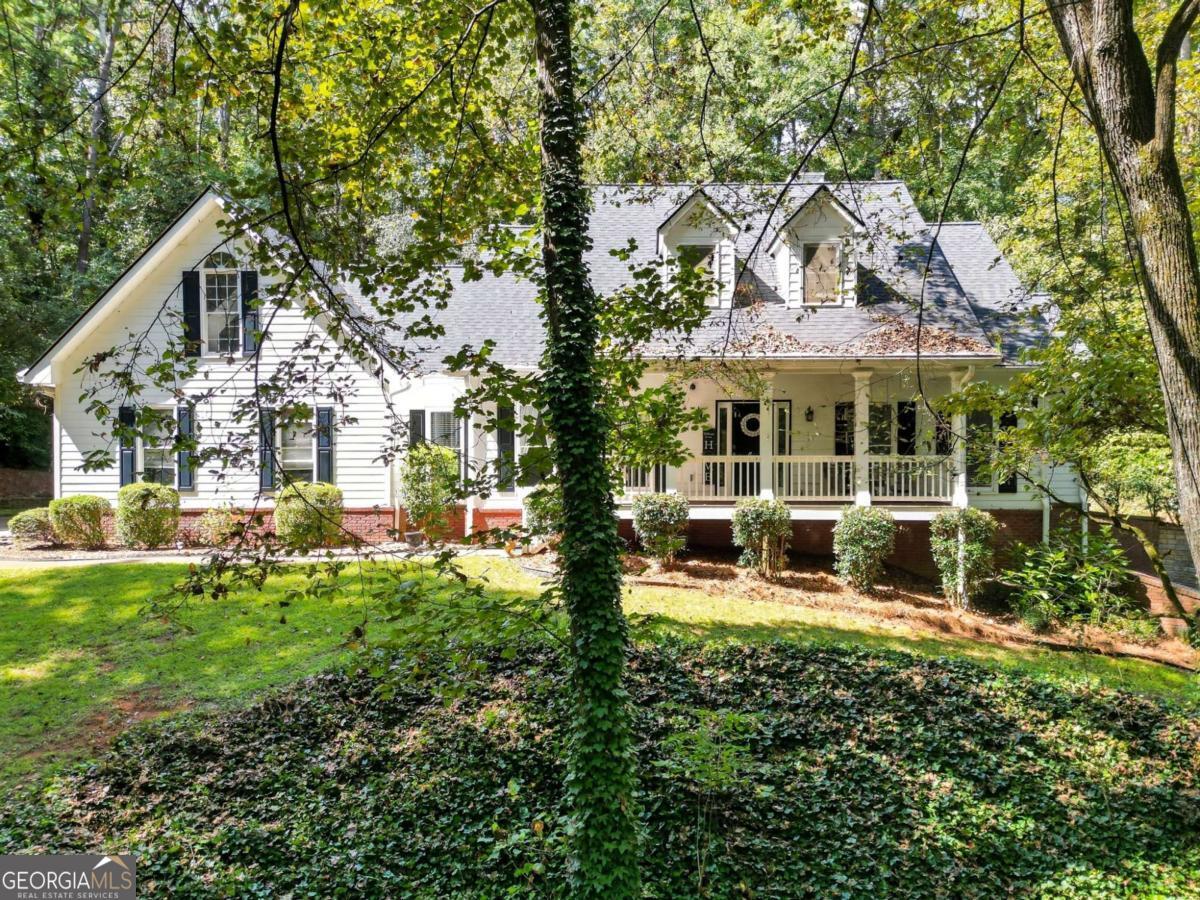 5090 Eubanks Road Property Photo 1