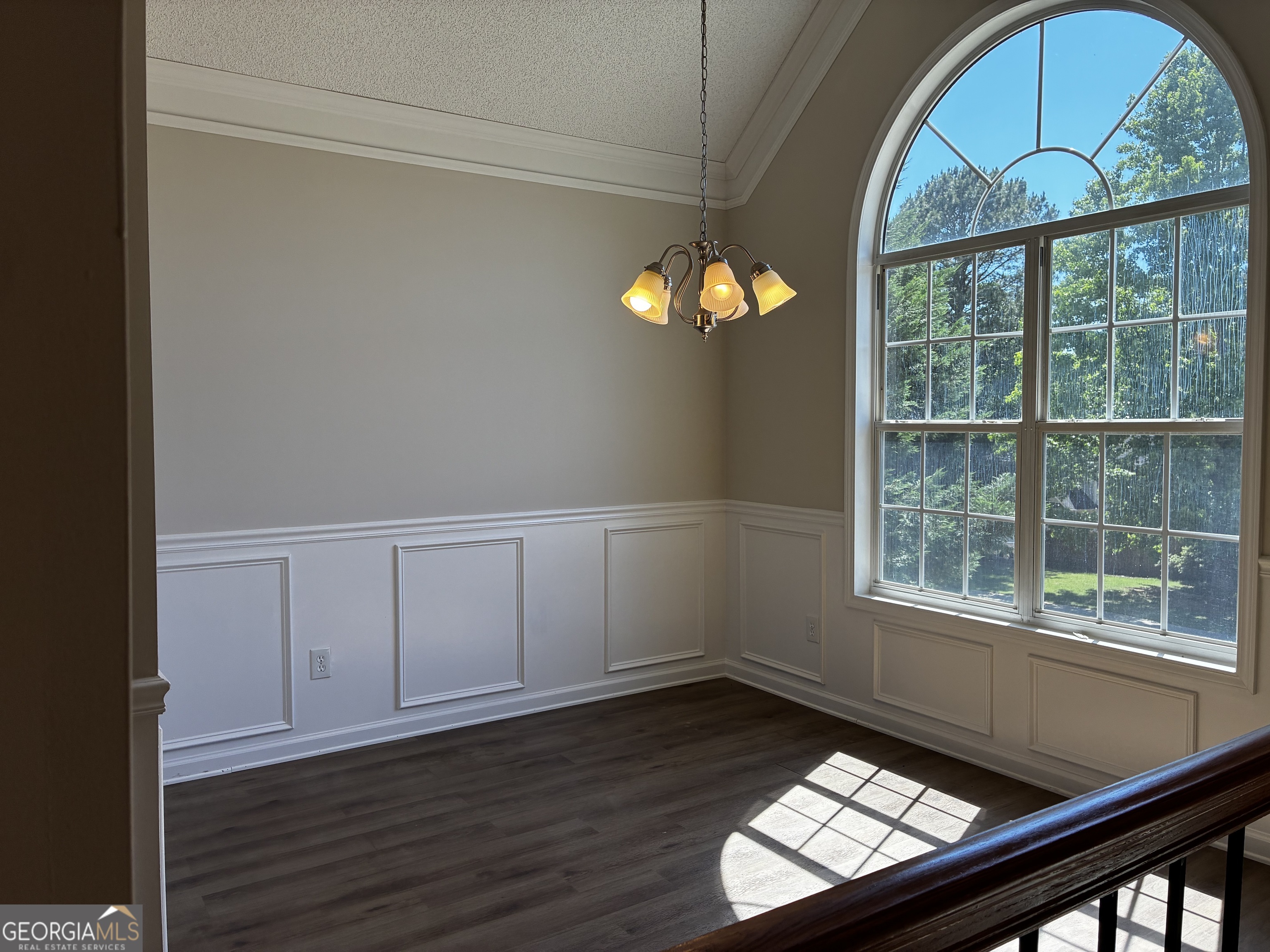 337 Madison Avenue Property Photo 10