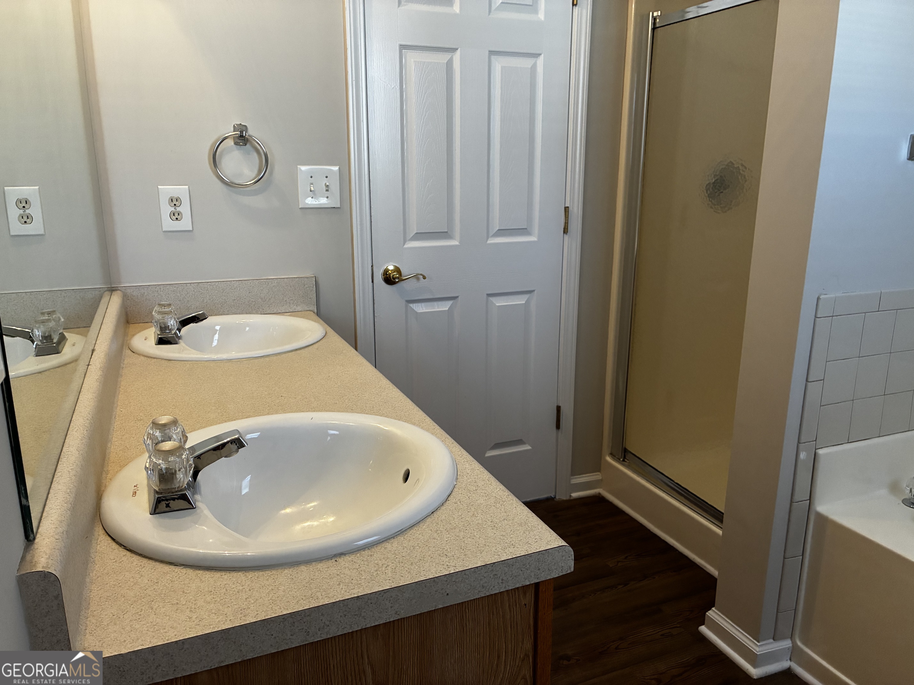 337 Madison Avenue Property Photo 20