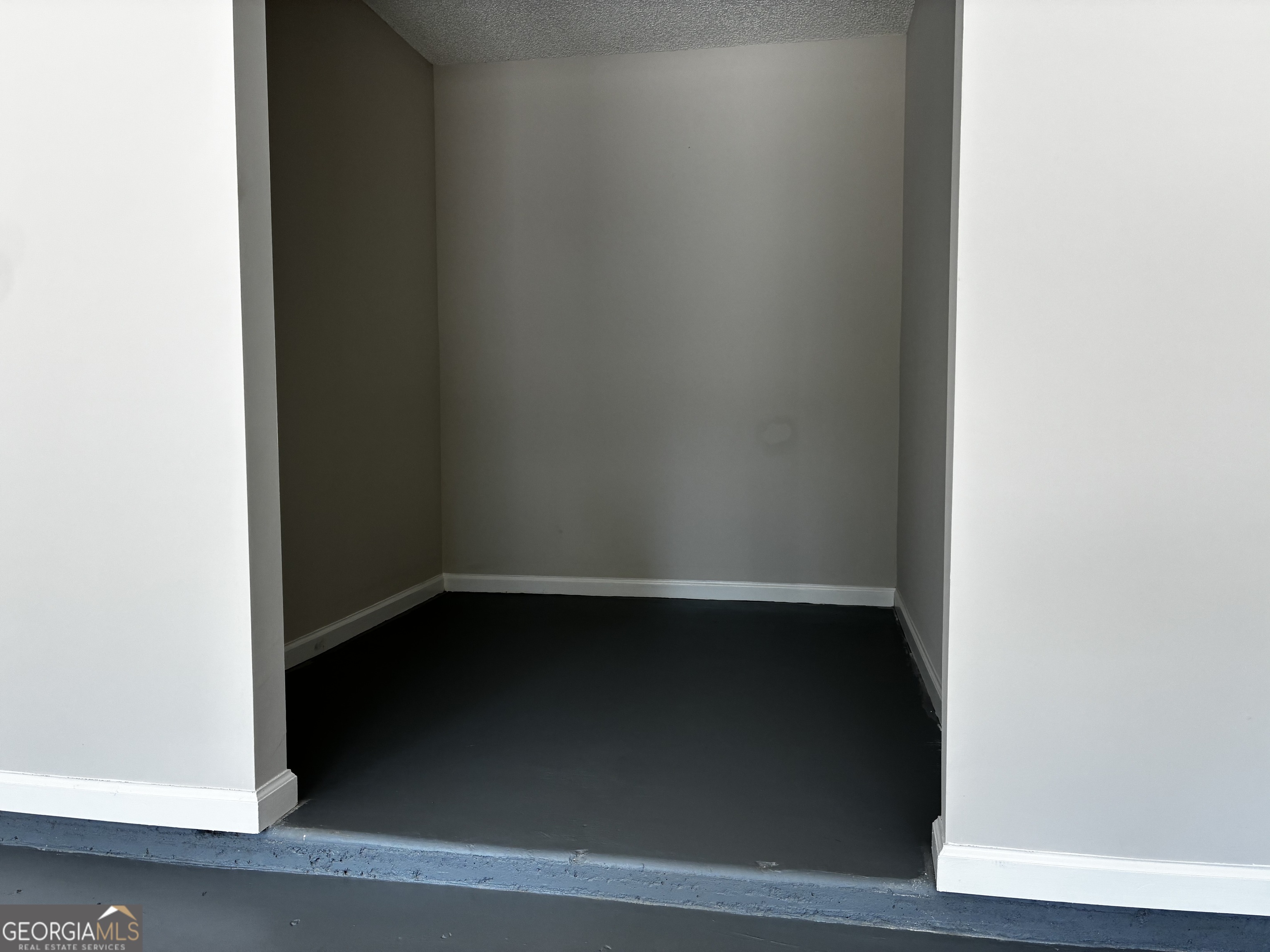 337 Madison Avenue Property Photo 29
