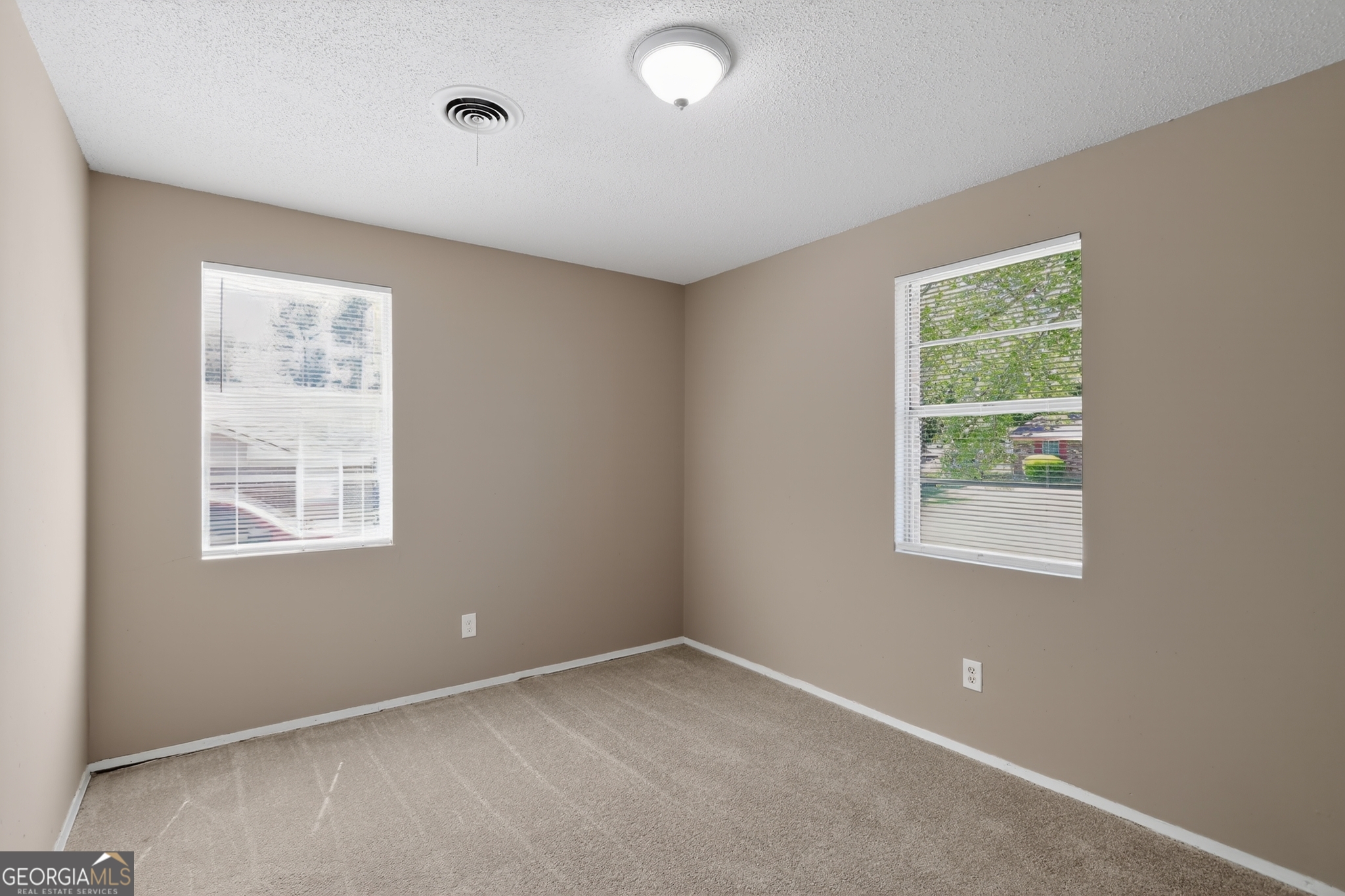 3710 Massoit Drive Property Photo 14