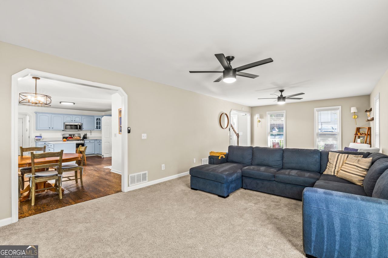 552 Magnolia Drive Property Photo 12