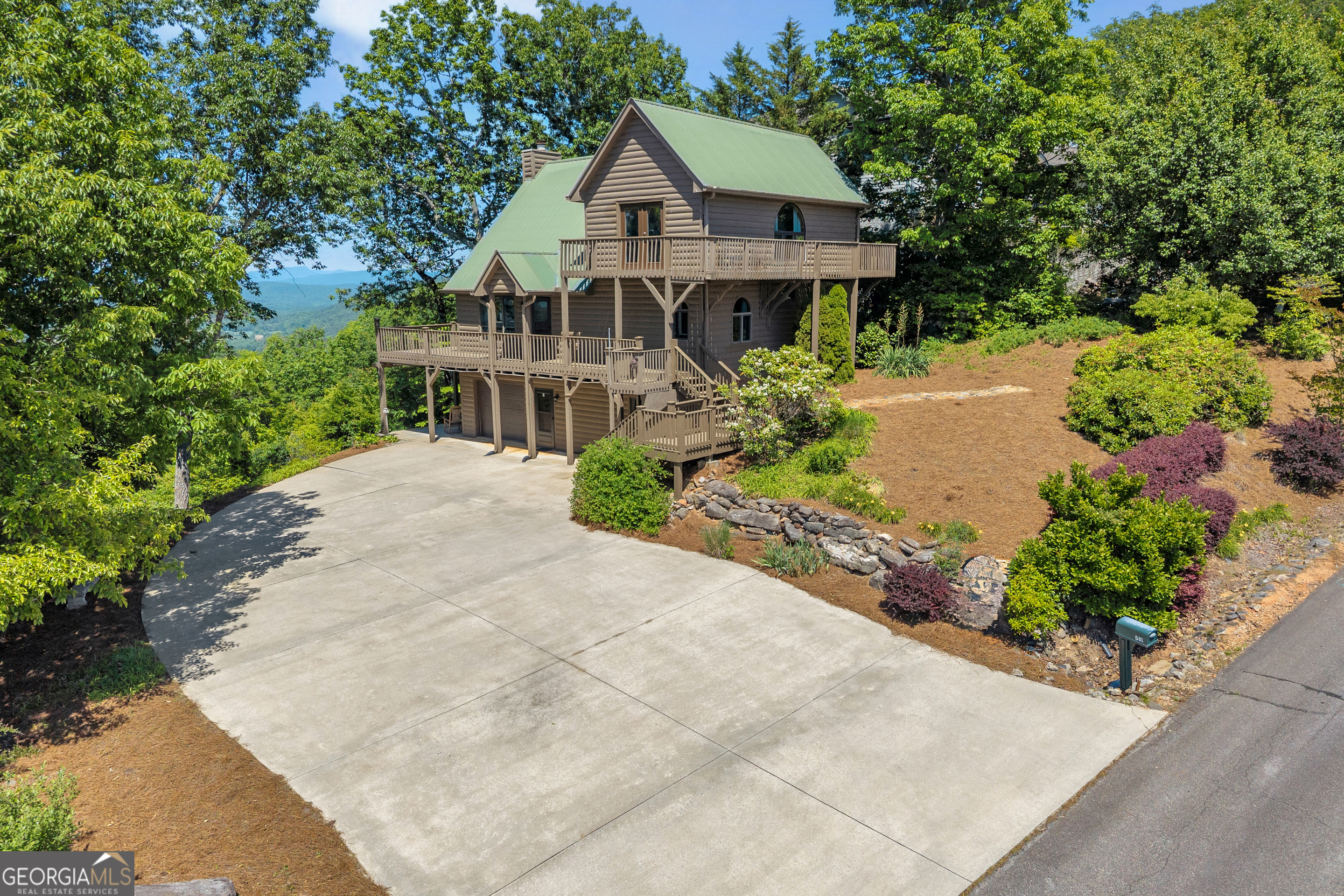 801 Starlight Drive