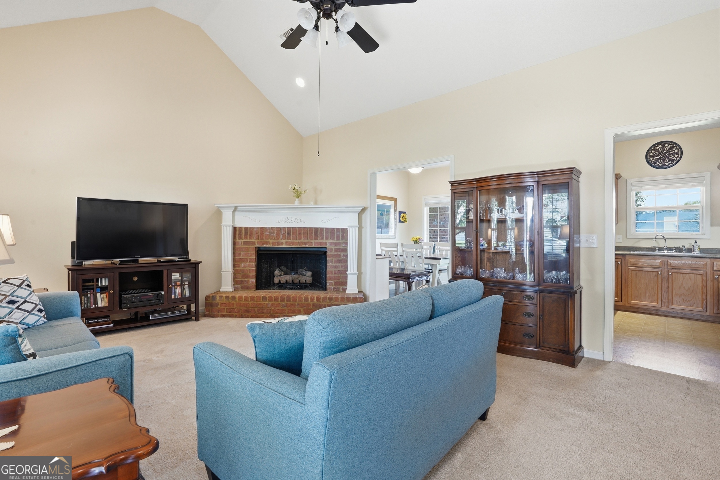 402 Wrigley Field Drive Property Photo 3