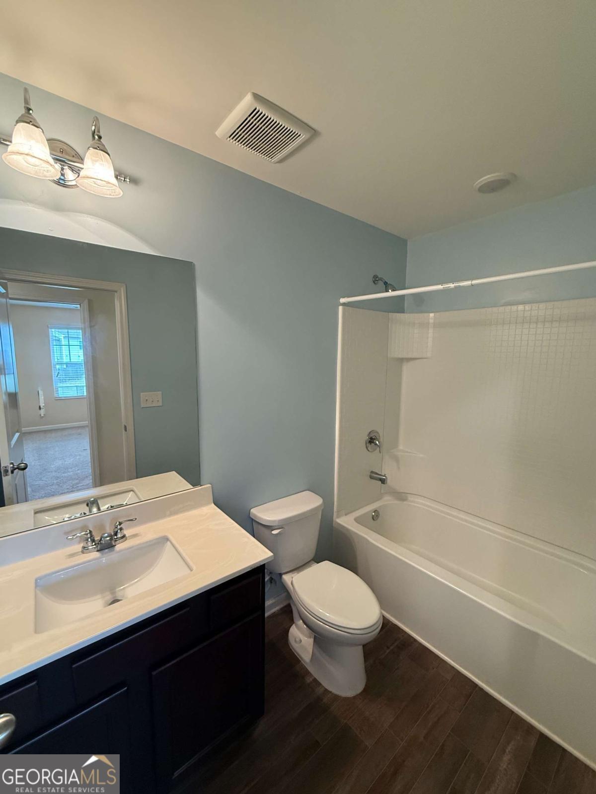 2330 Mckenna Square Drive Property Photo 12