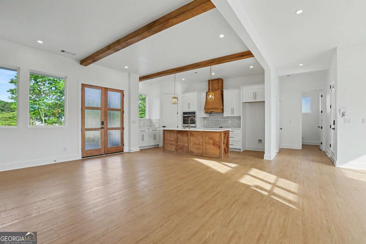 5147 Shirley Road Property Photo 10