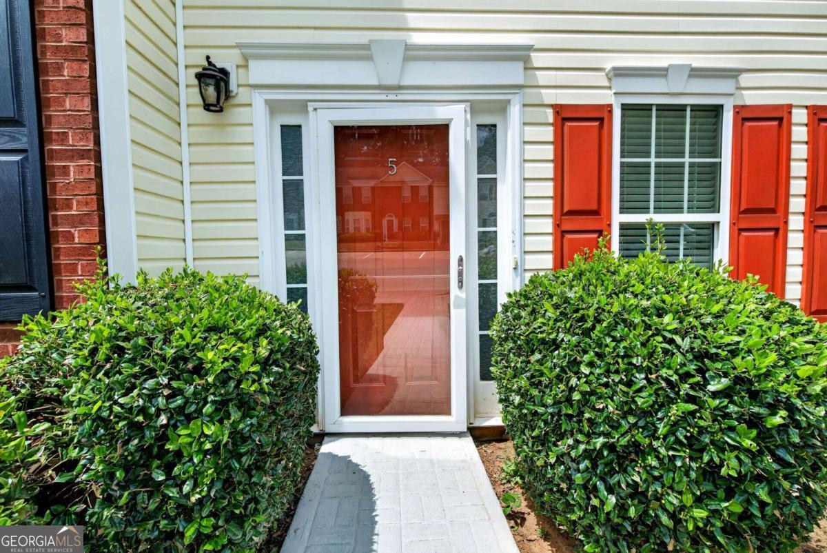 4210 Oakwood Road # C5 Property Photo 1