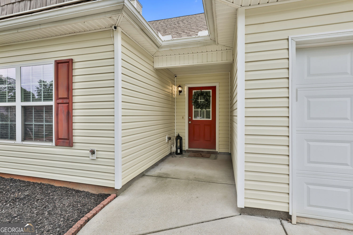 18 Hill Top Circle Property Photo 5