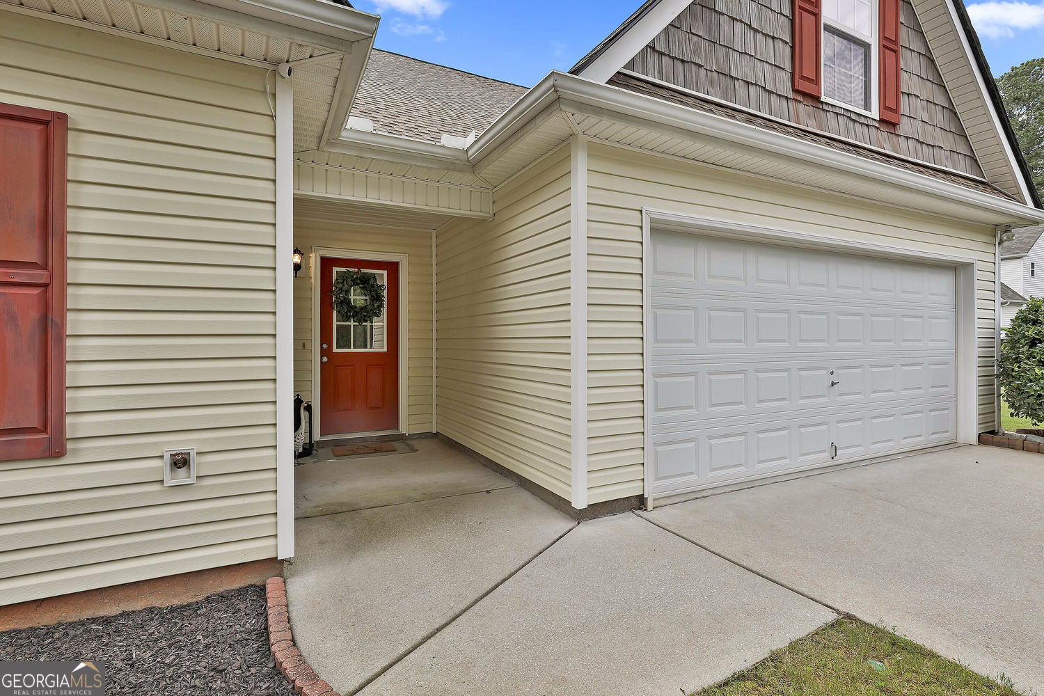 18 Hill Top Circle Property Photo 6