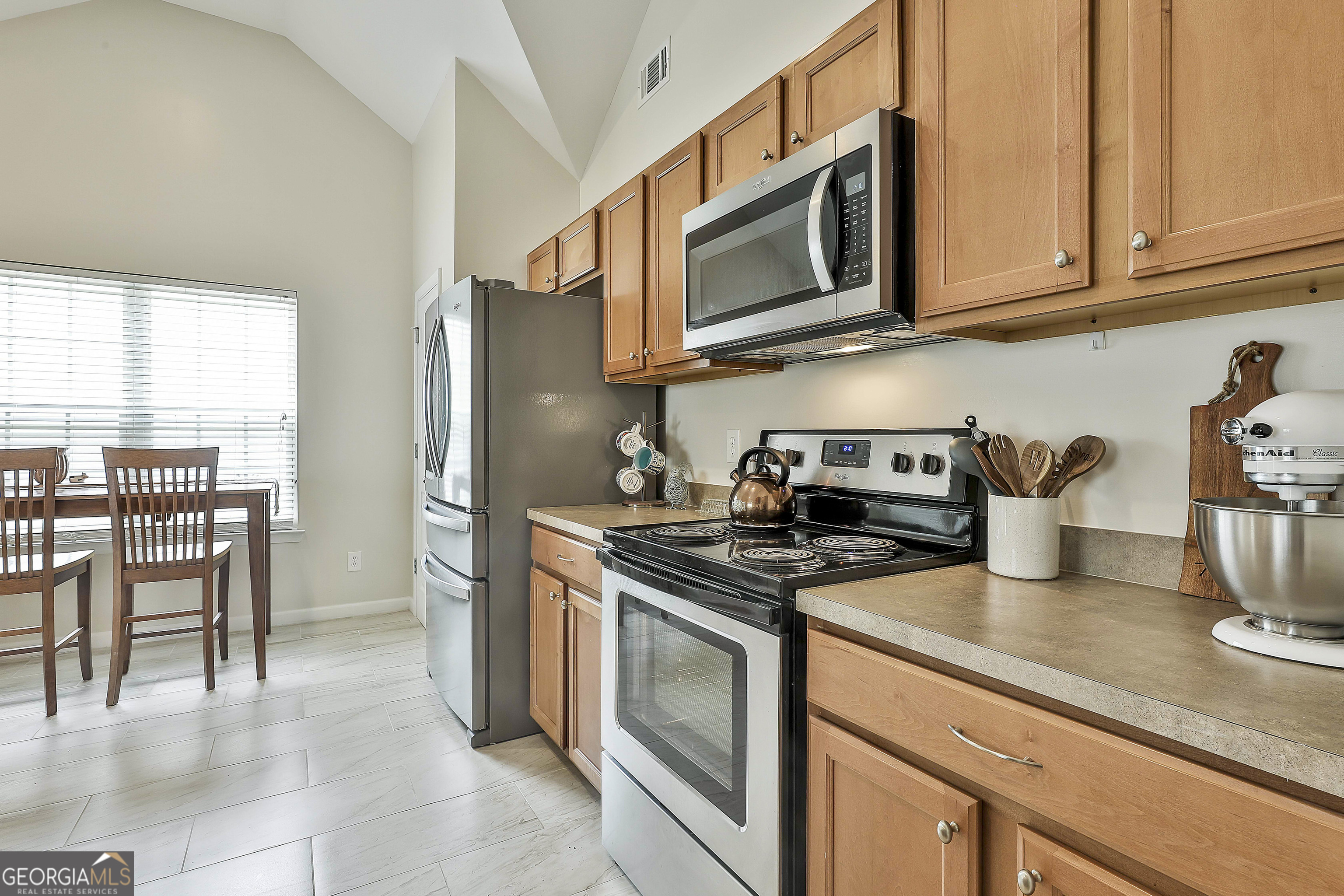 18 Hill Top Circle Property Photo 20