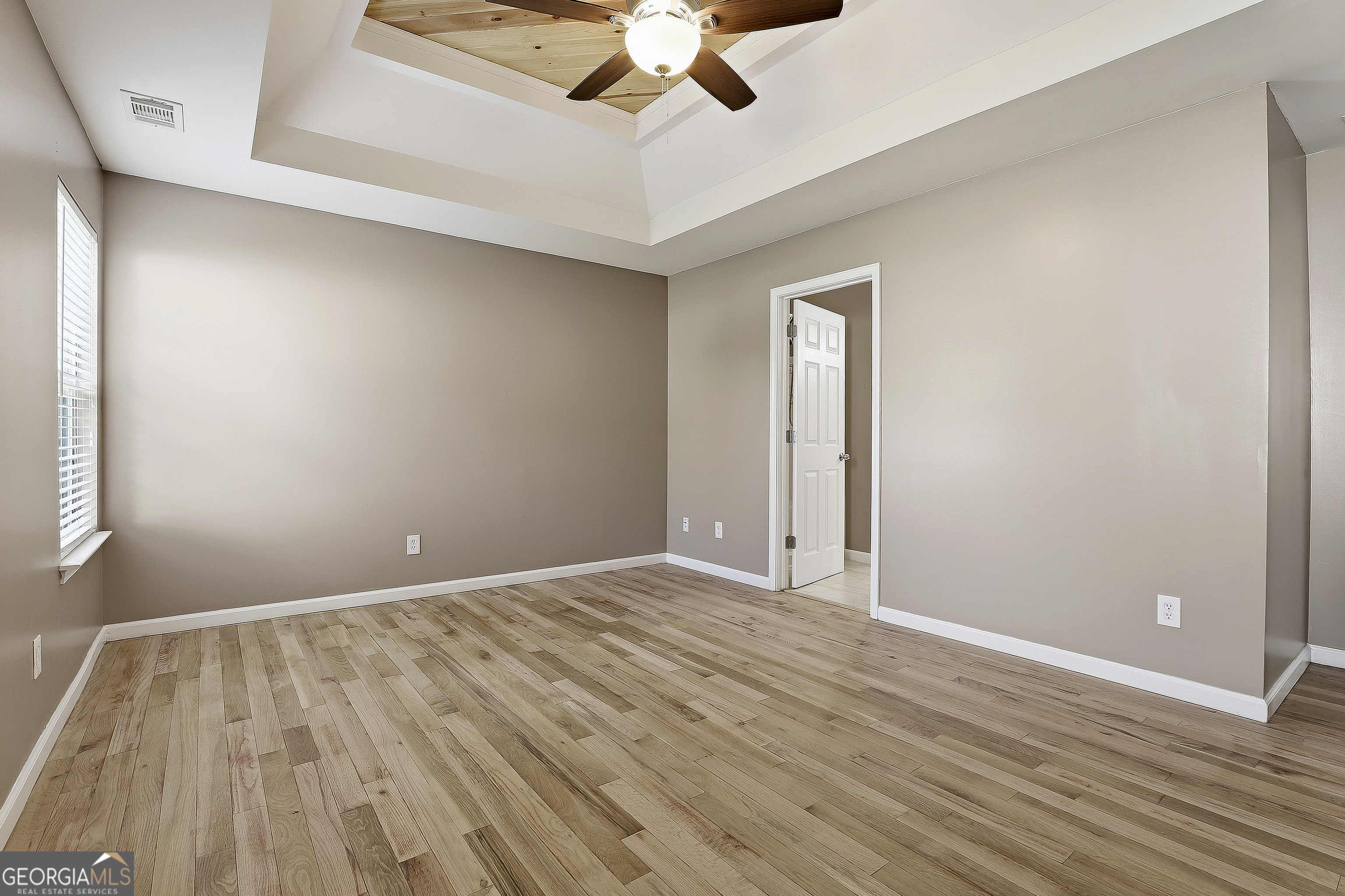 18 Hill Top Circle Property Photo 23