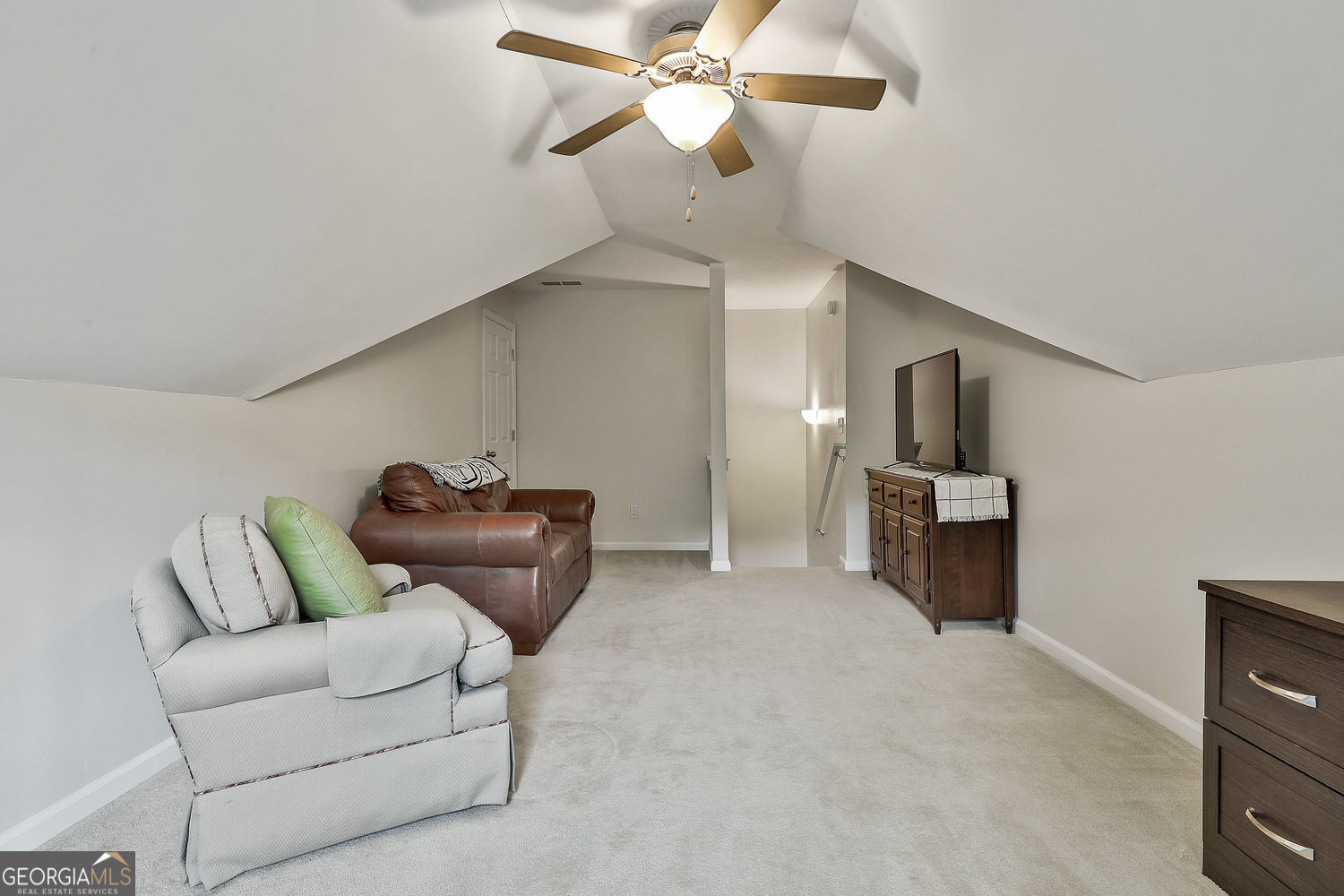 18 Hill Top Circle Property Photo 35