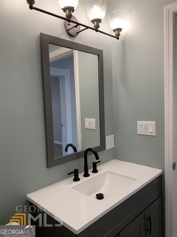 116 Stewart Avenue Property Photo 3