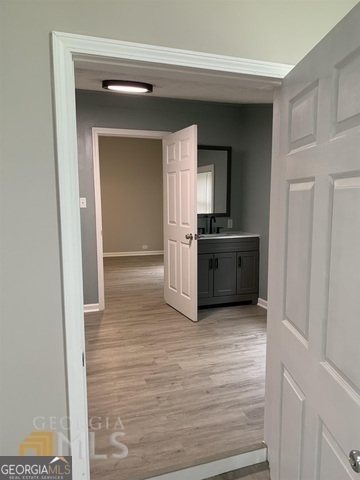116 Stewart Avenue Property Photo 16