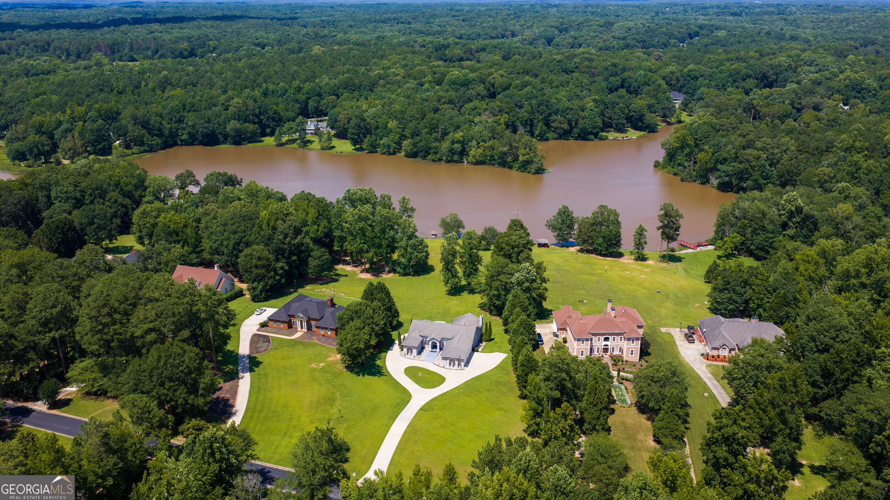 145 Lees Overlook Property Photo 3