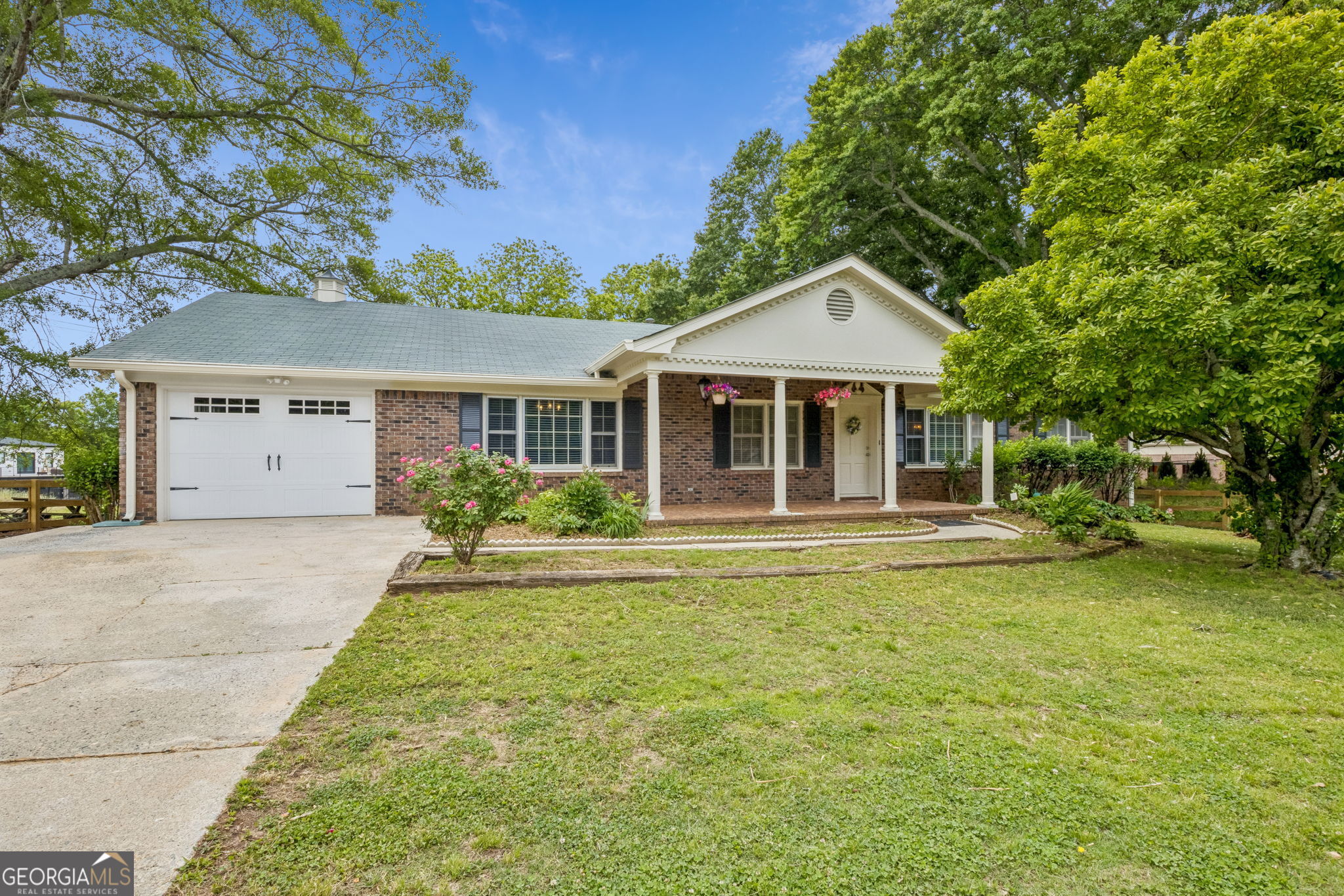 4256 Hamilton Mill Road Property Photo 1